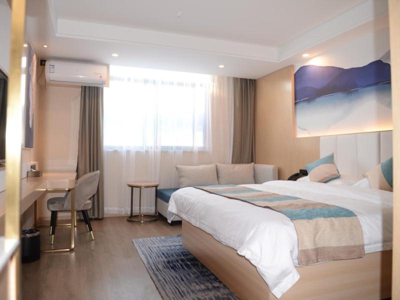 Superior Queen Room photo 1