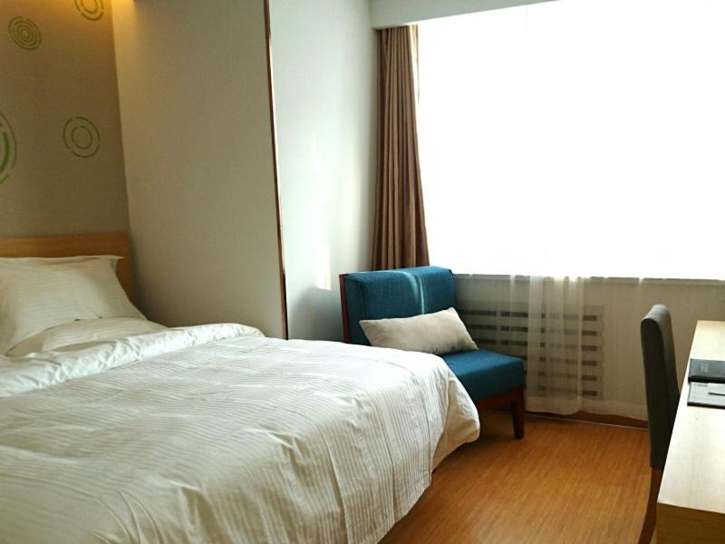 Double Room - Photo 11