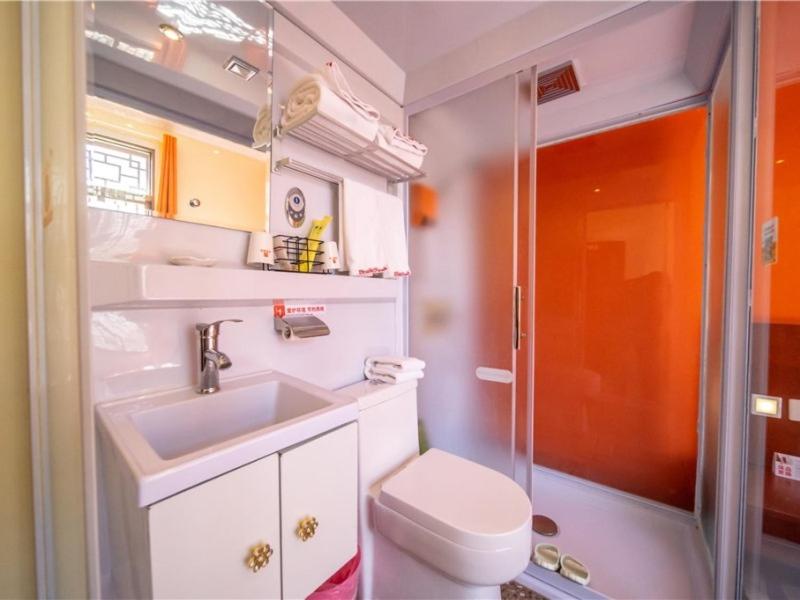 Twin Room - Photo 5