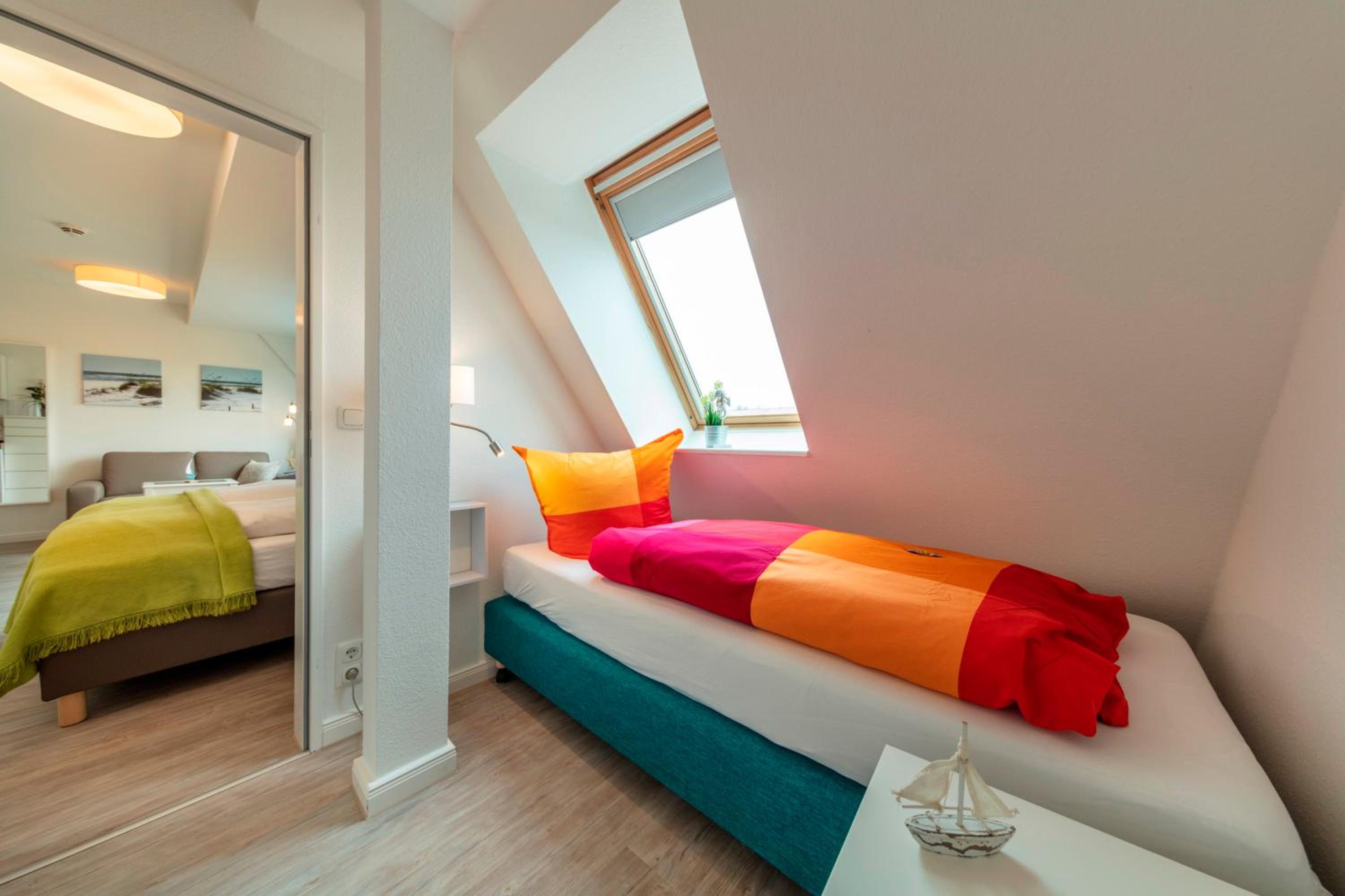 Apartment with Balcony photo 3