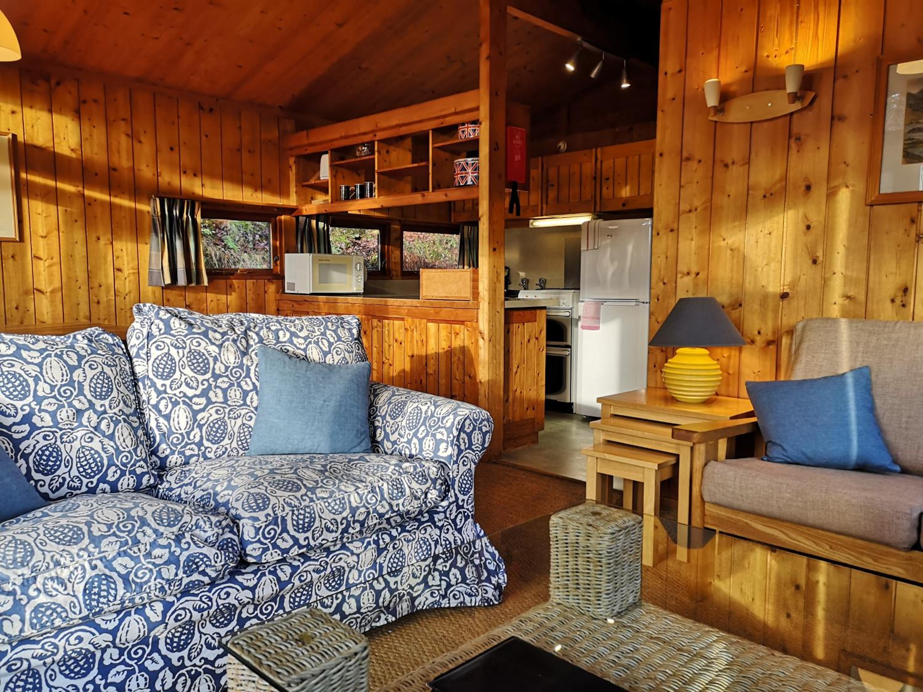 松树小屋 8