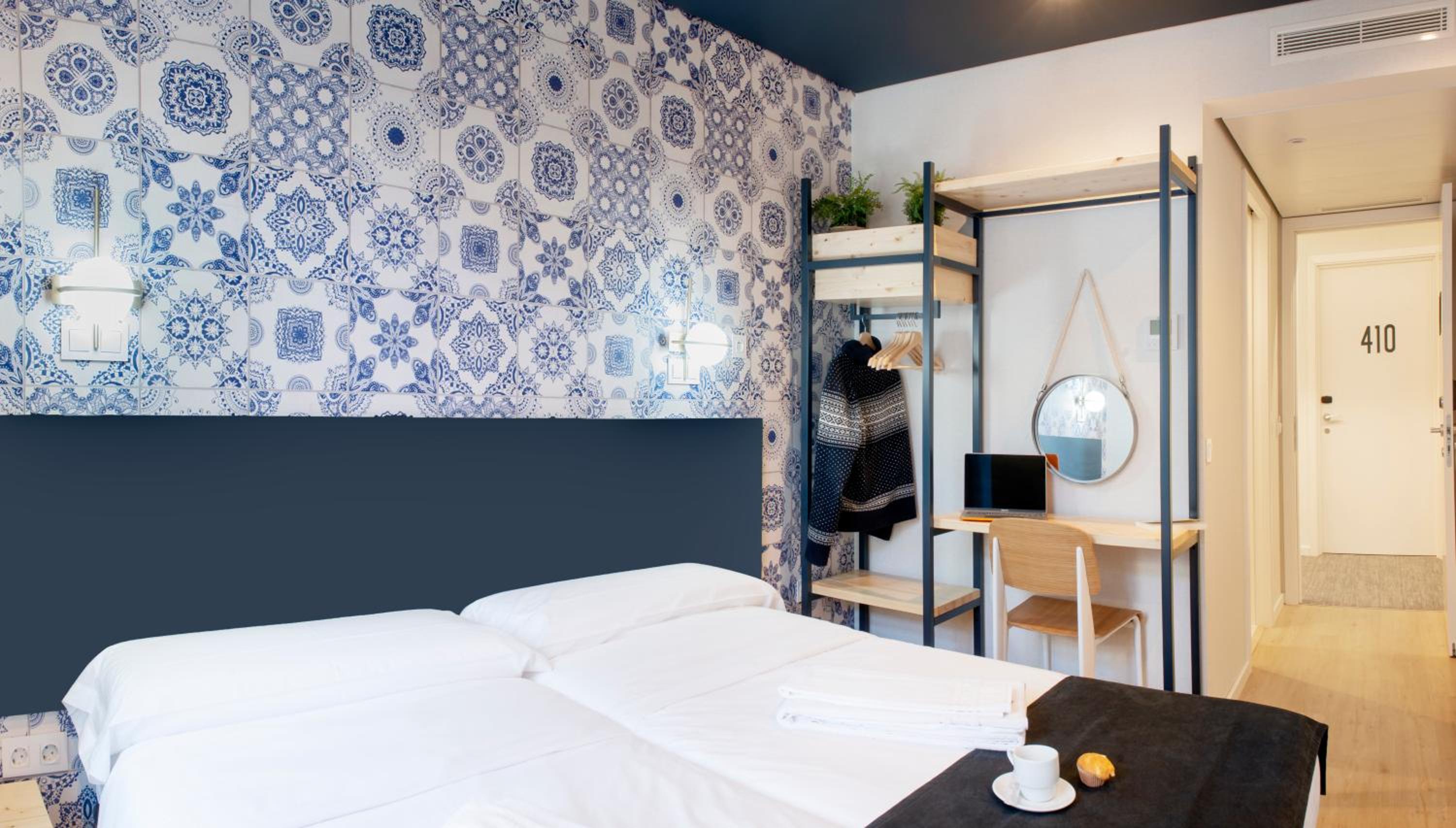 Superior Double Room - Photo 3