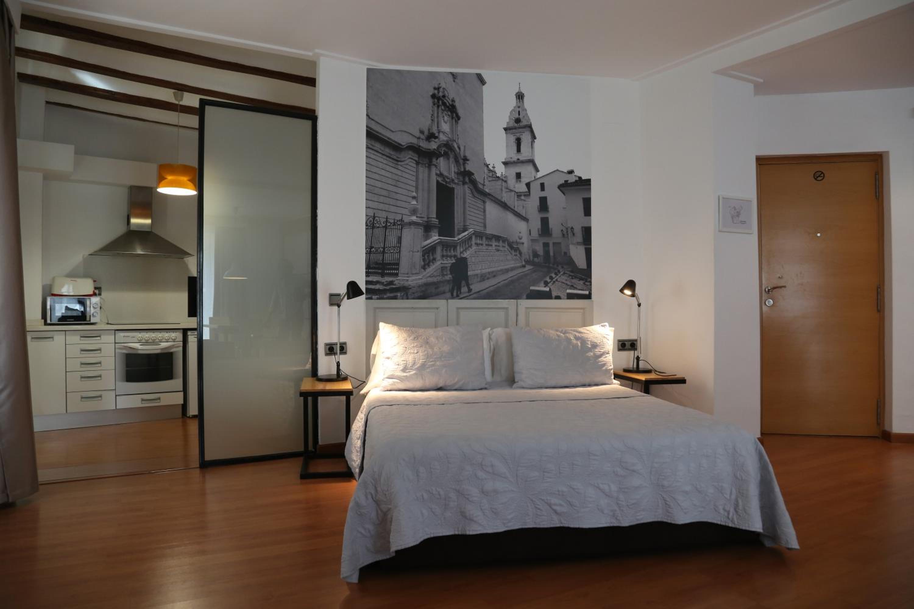 Superior Apartment - Photo 9