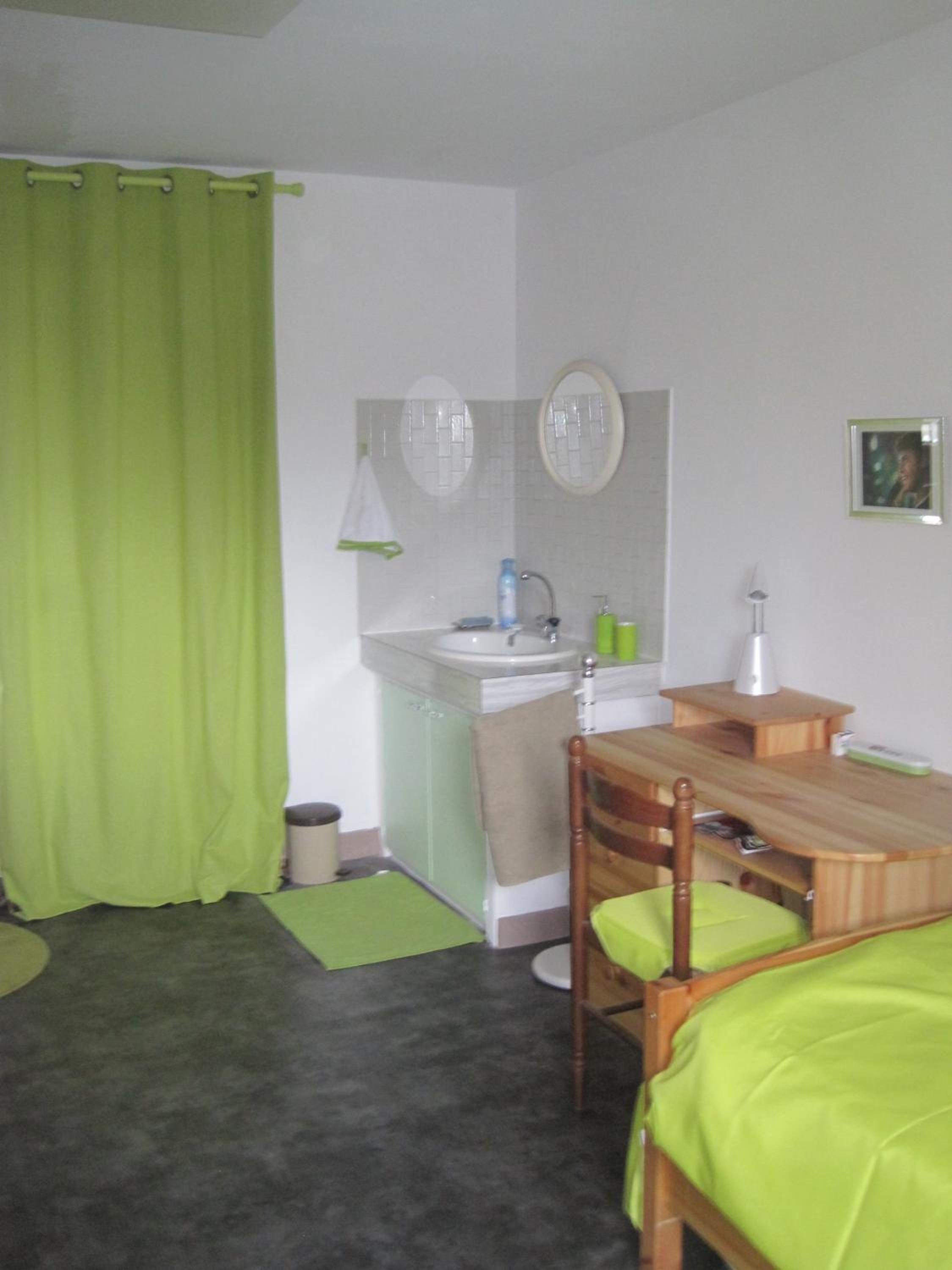 Two-Bedroom House photo 3