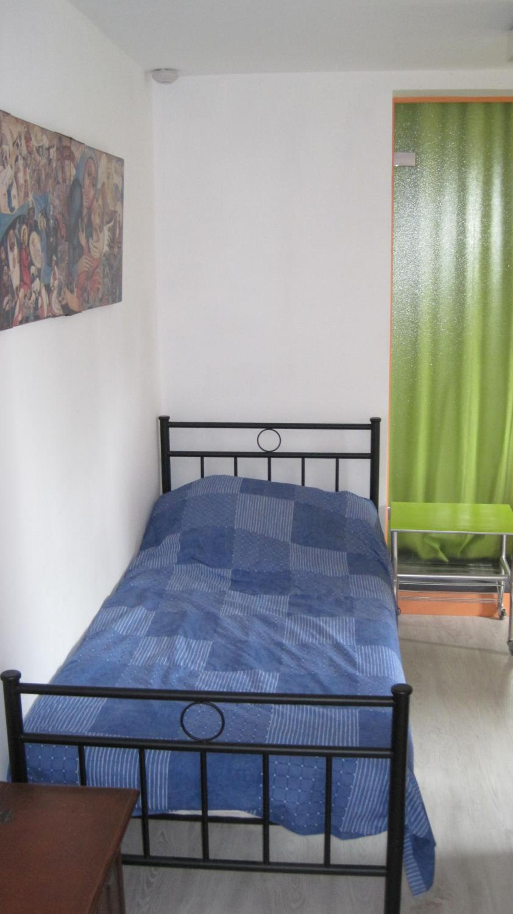 Two-Bedroom House photo 2