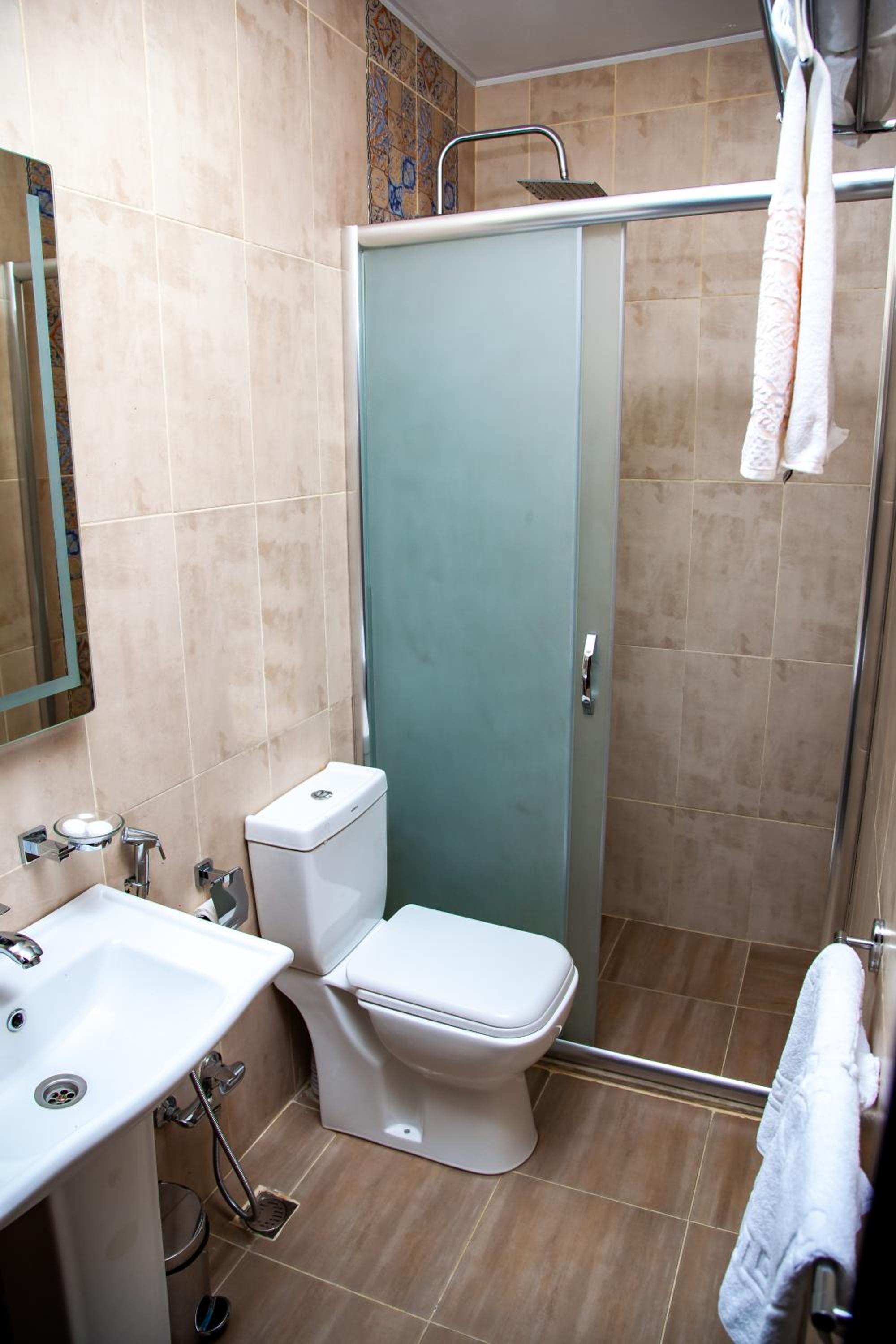 Standard Triple Room photo 3