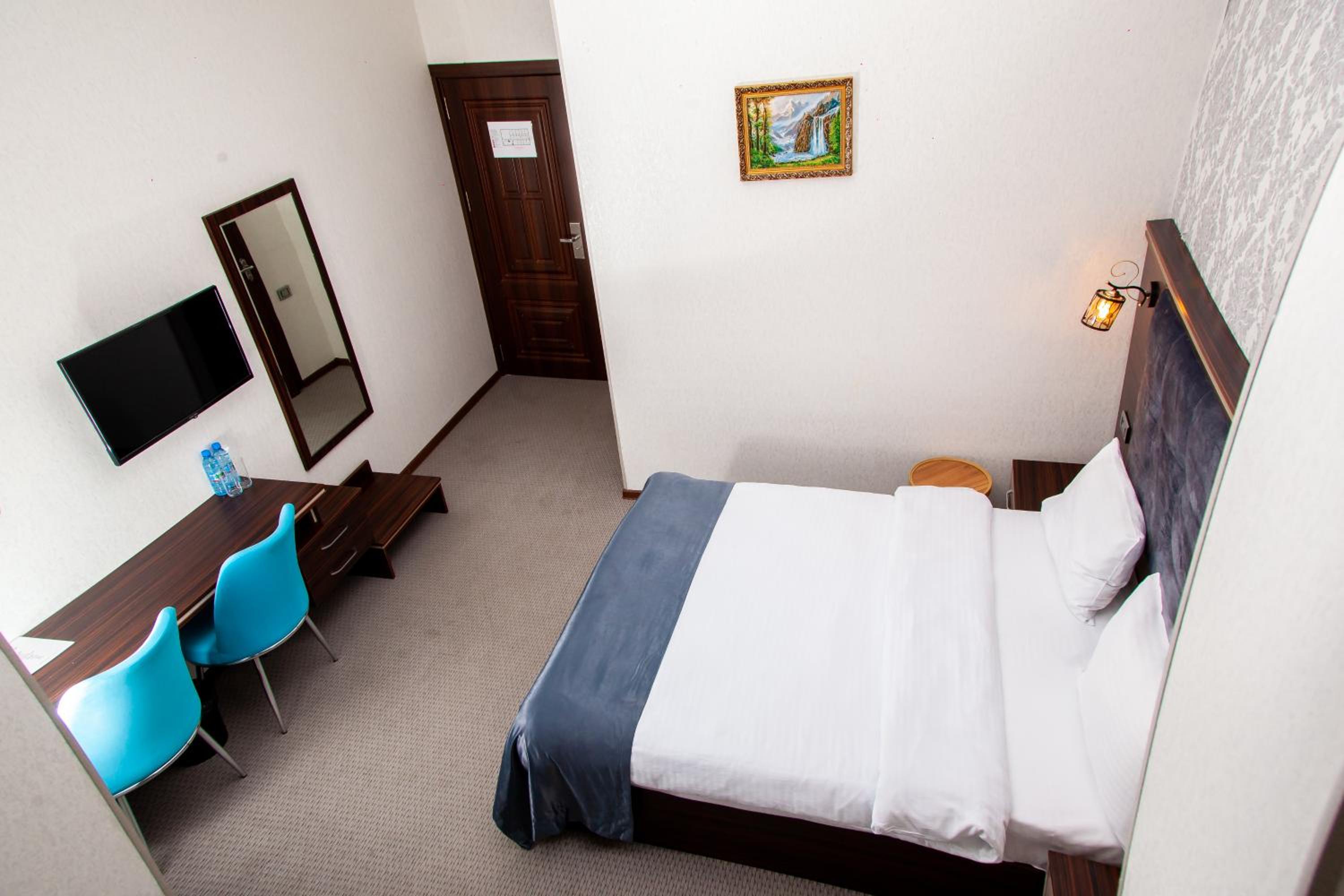 Standard Double Room photo 2