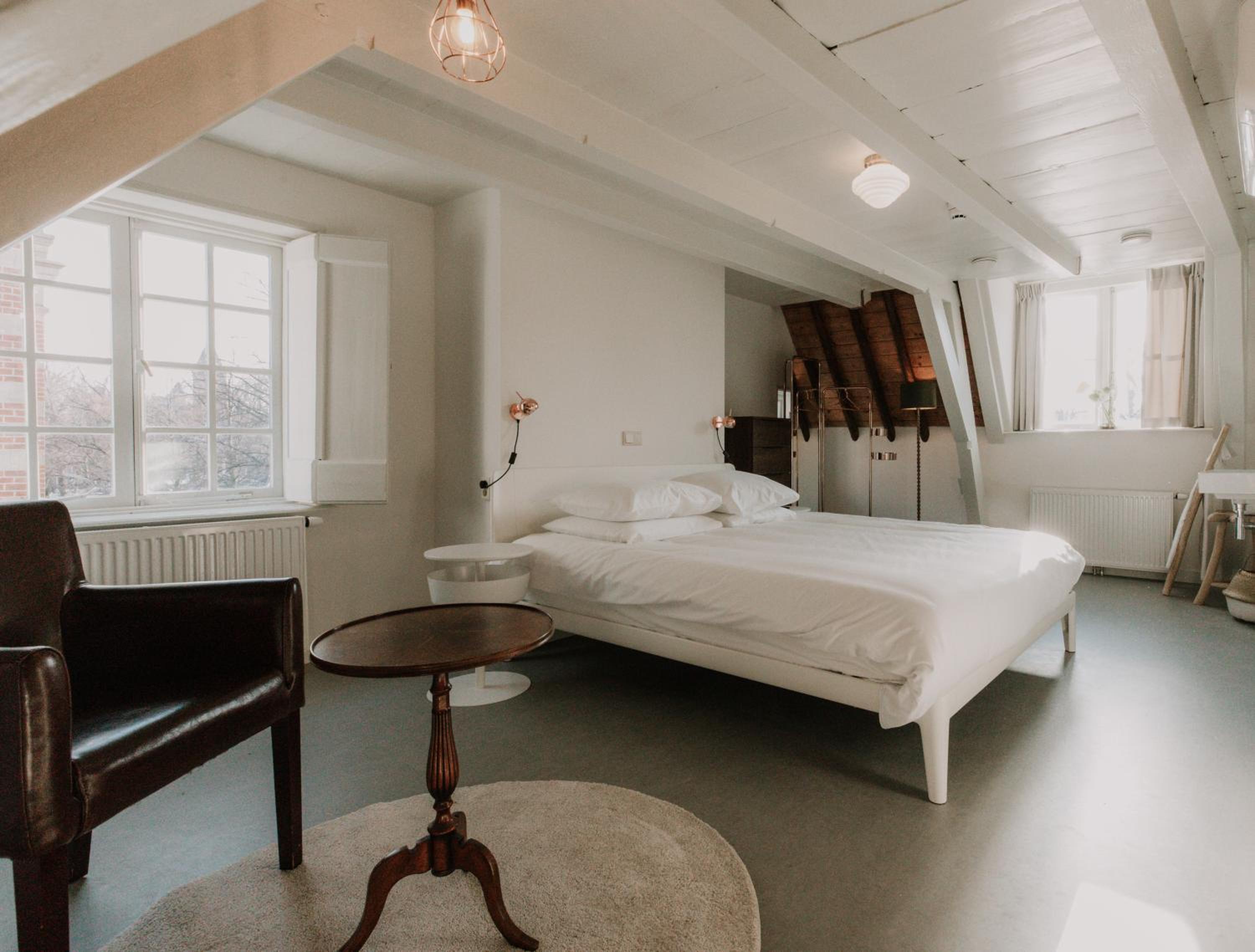 Deluxe Family Suite photo 1