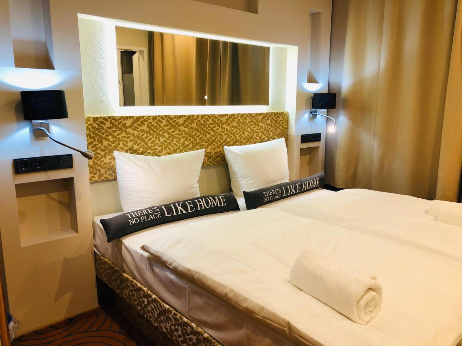 Standard Double Room - Photo 3