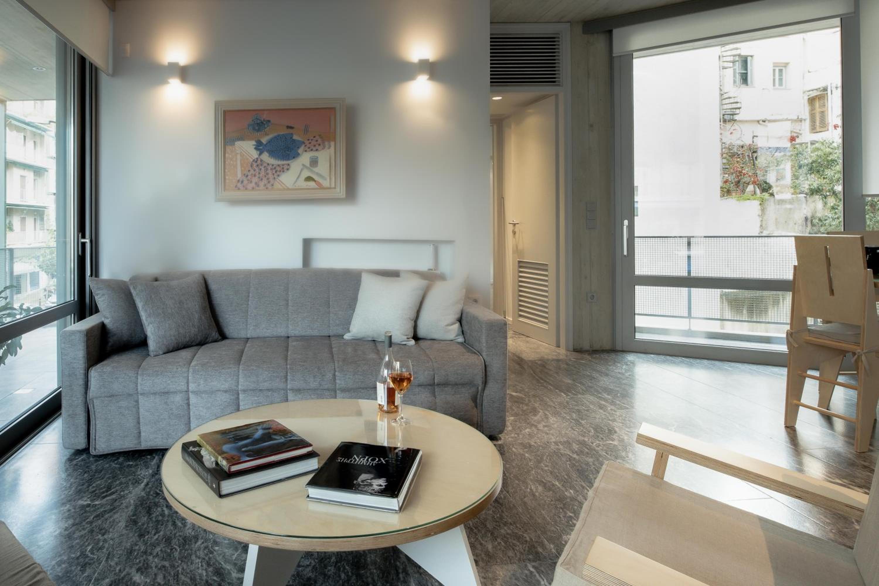 Exclusive Apartment 6th Floor photo 2