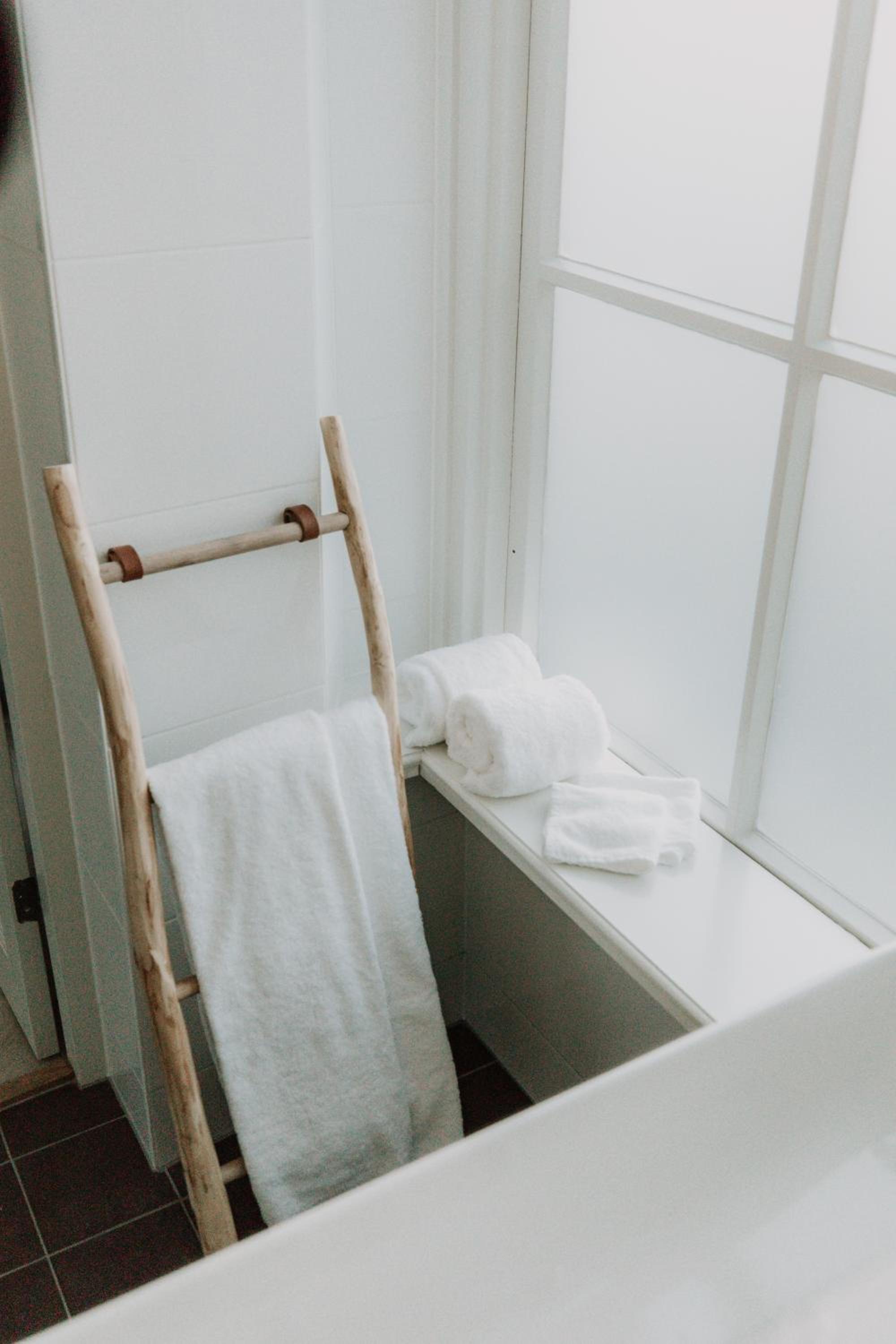 Small Double Room - Photo 5