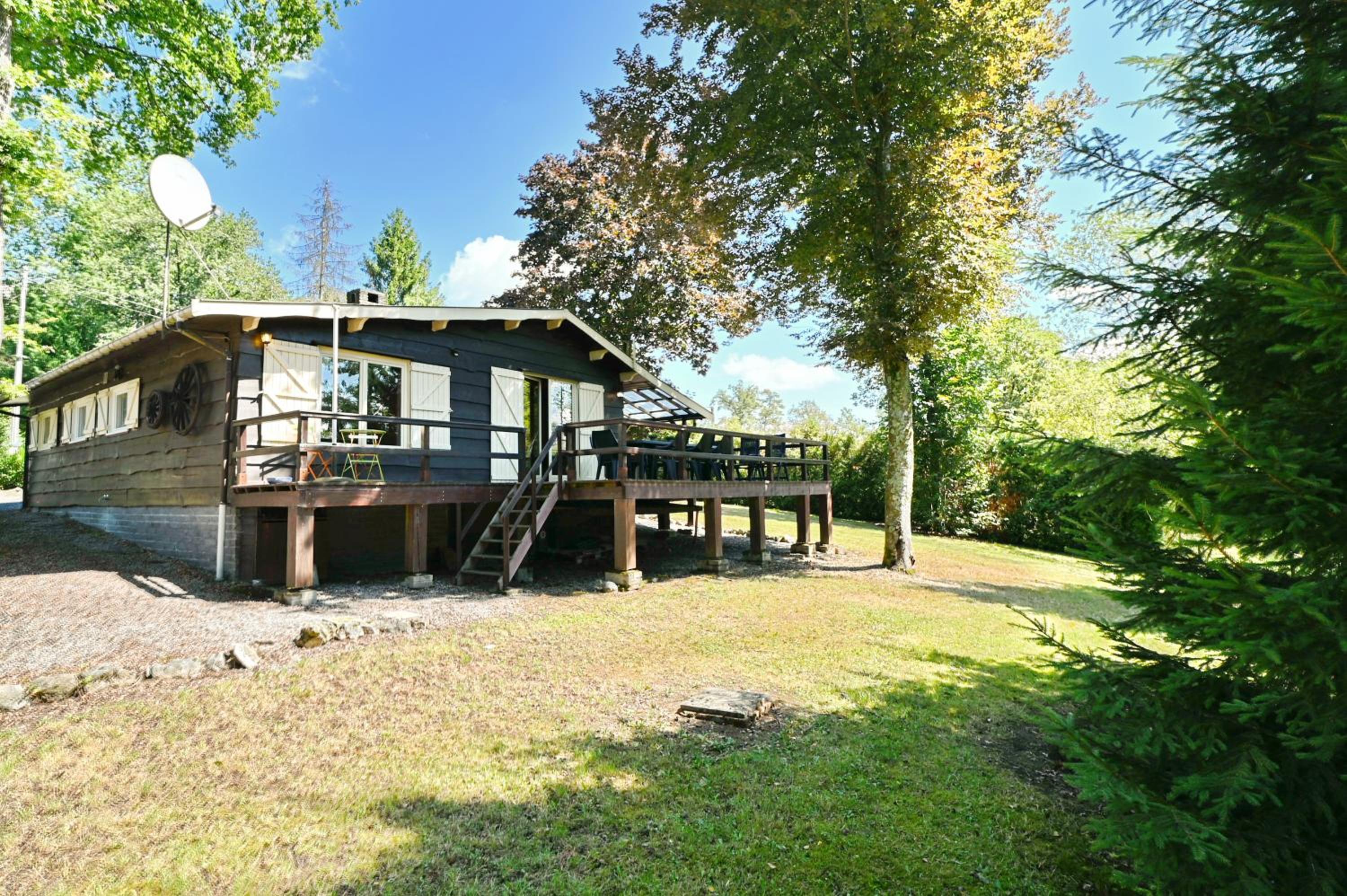 Three-Bedroom Chalet photo 2