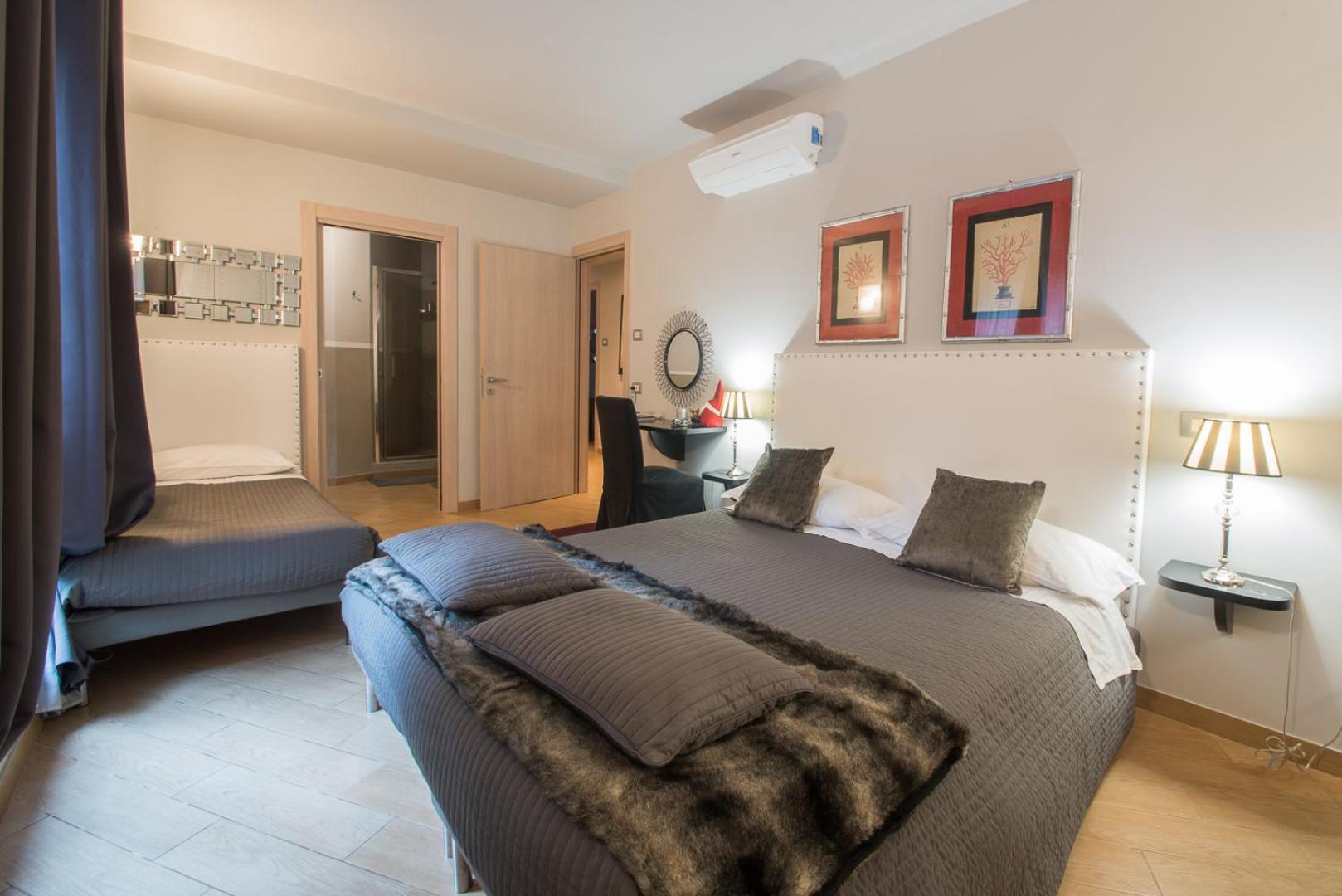 Suite Deluxe with Private Terrace photo 1