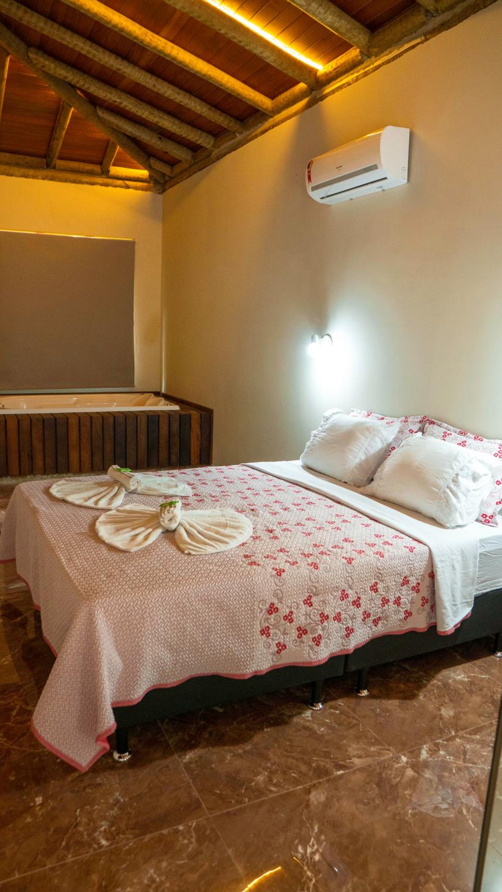 Deluxe Double Room With Bath photo 1