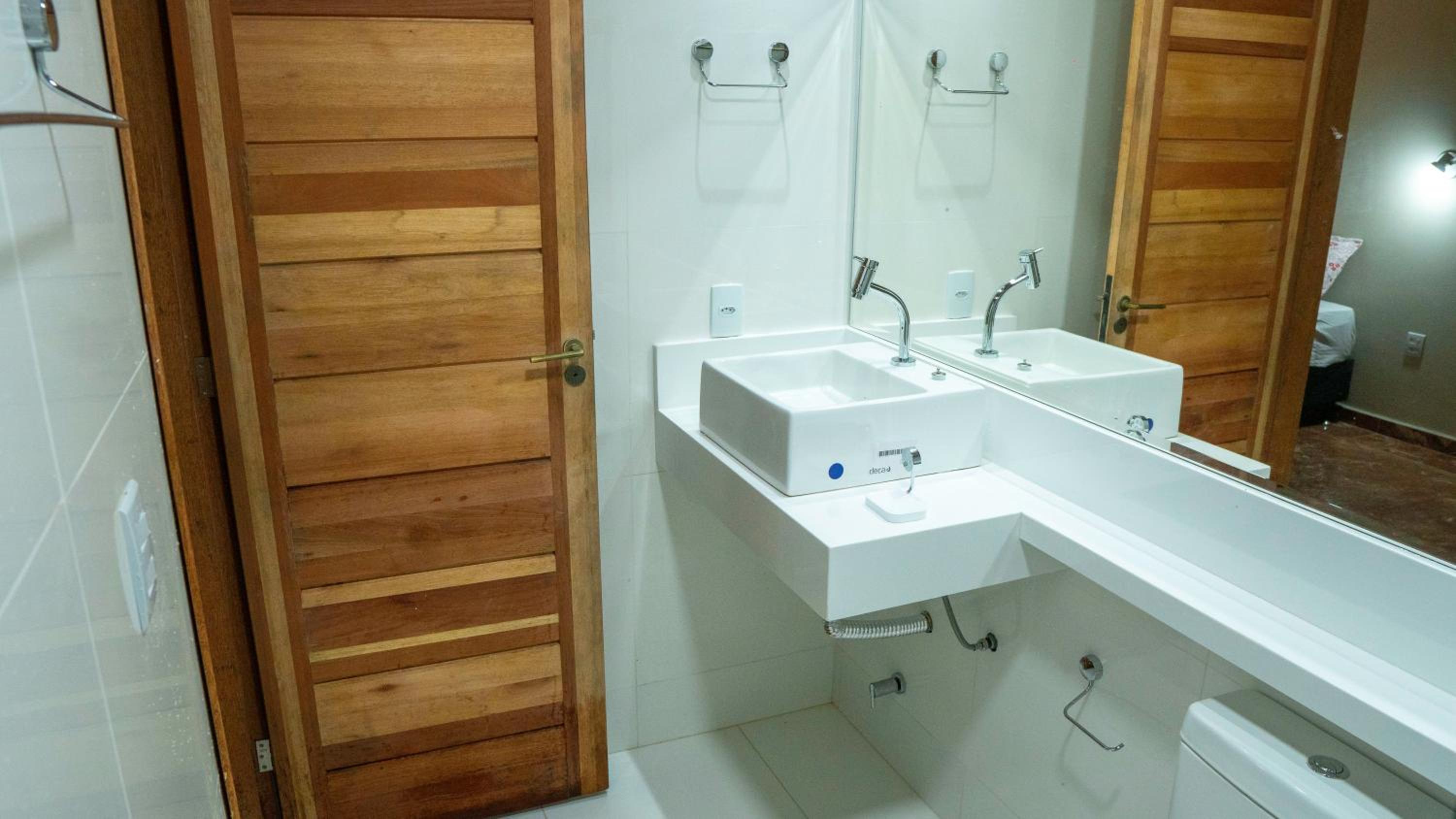 Deluxe Double Room With Bath photo 3
