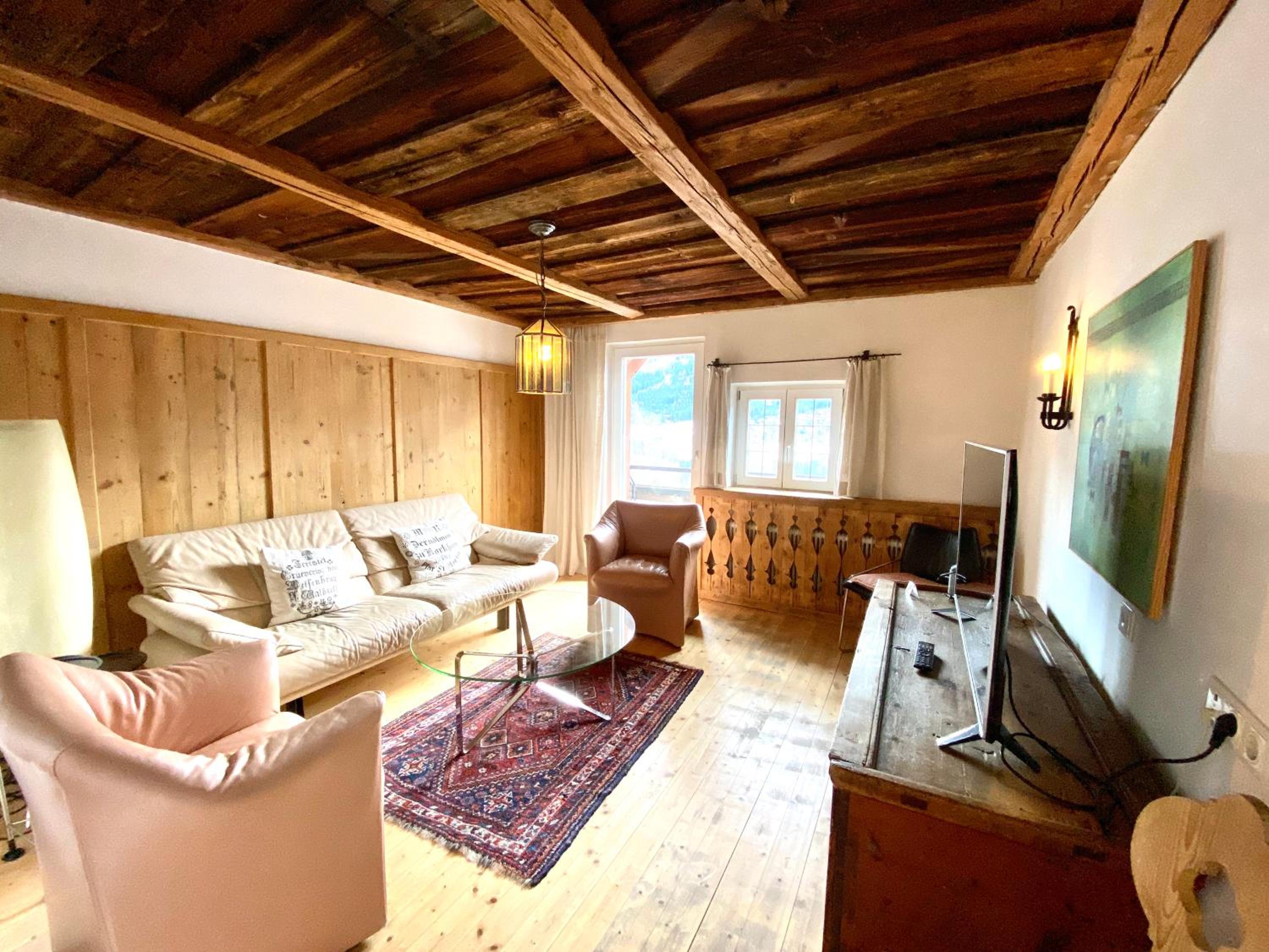 Apartment with Mountain View photo 1