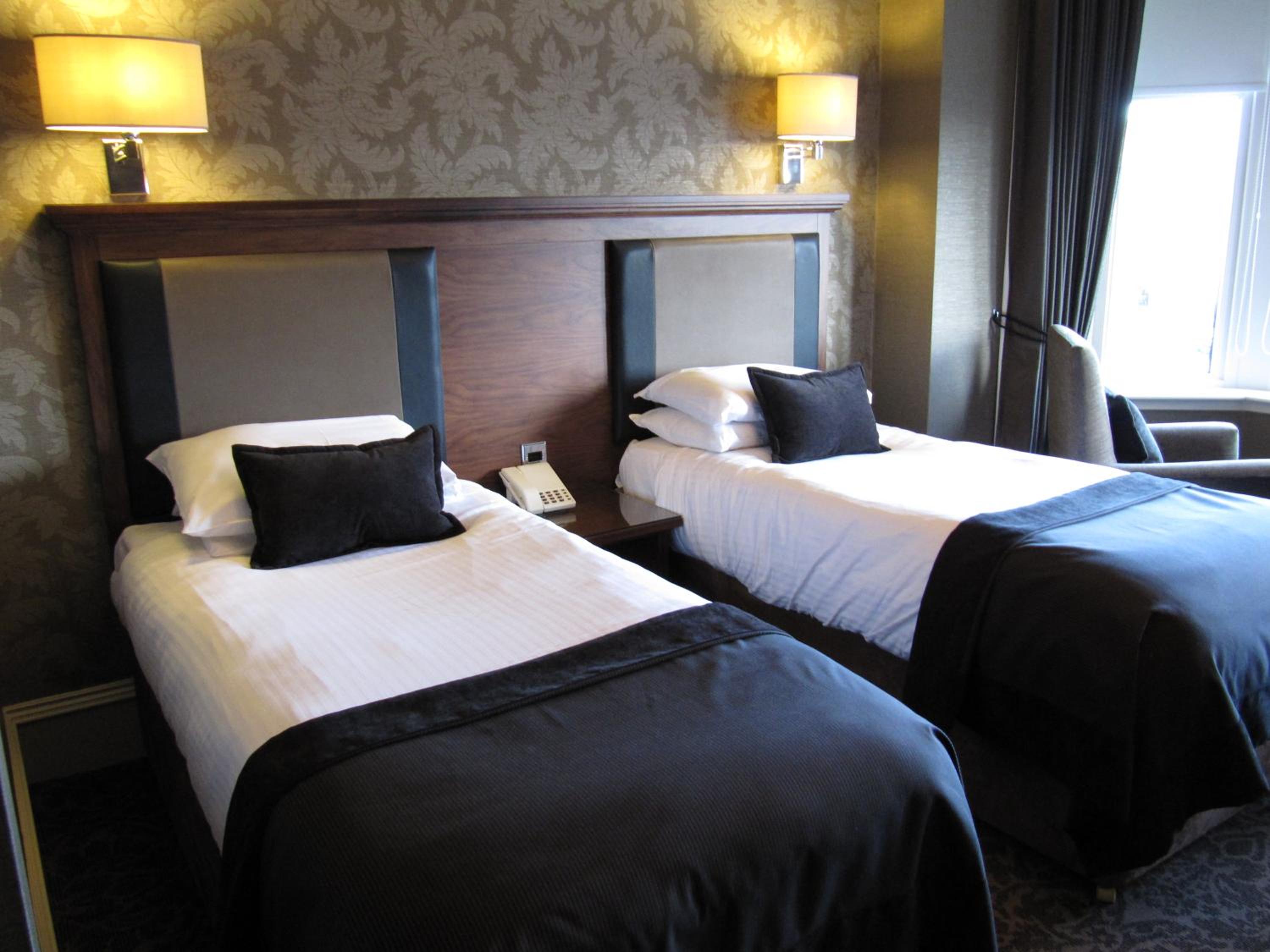 Standard Twin Room - Non-Smoking - Photo 3