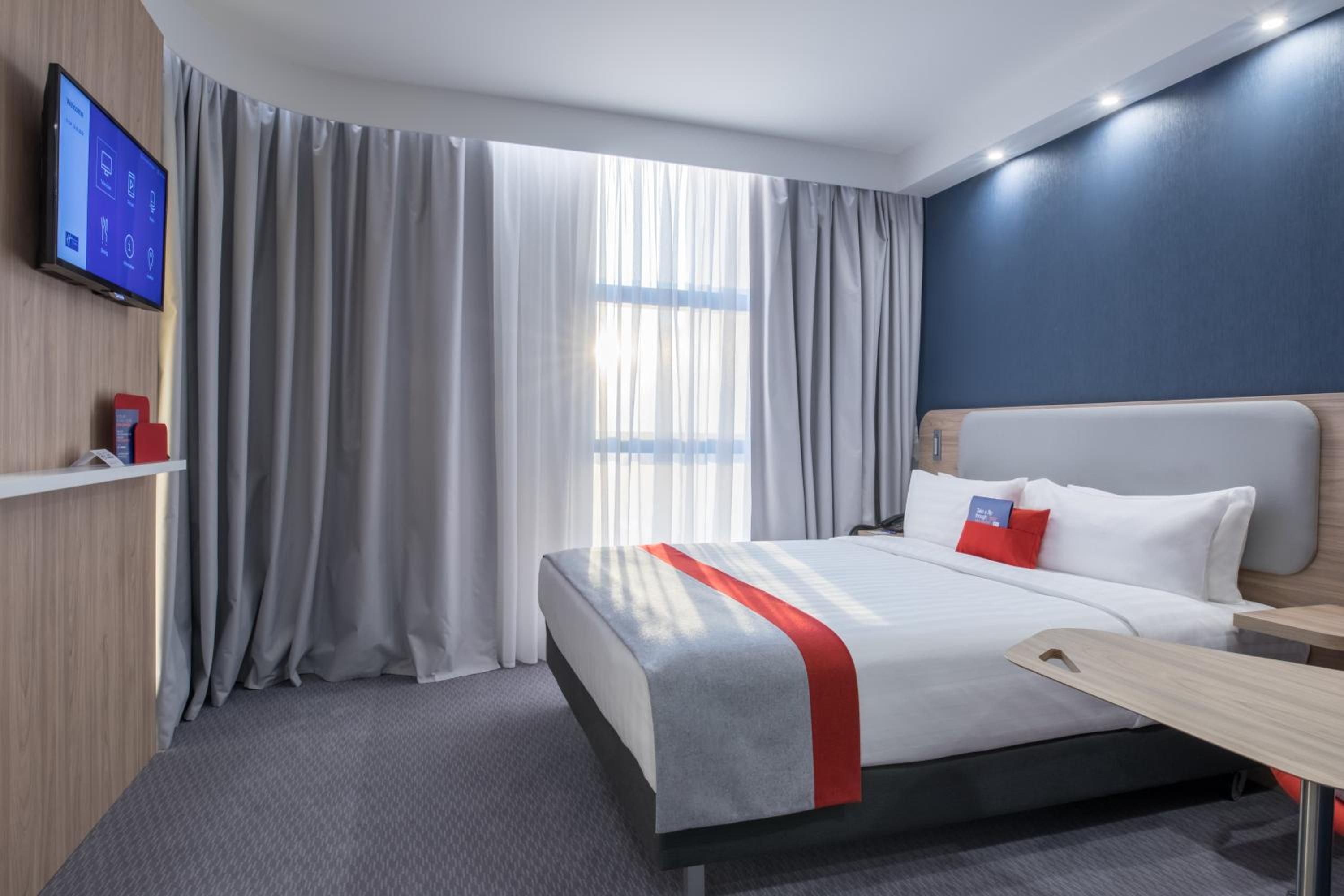 Standard Double Room with Garden View and Free Breakfast - High Floor photo 1
