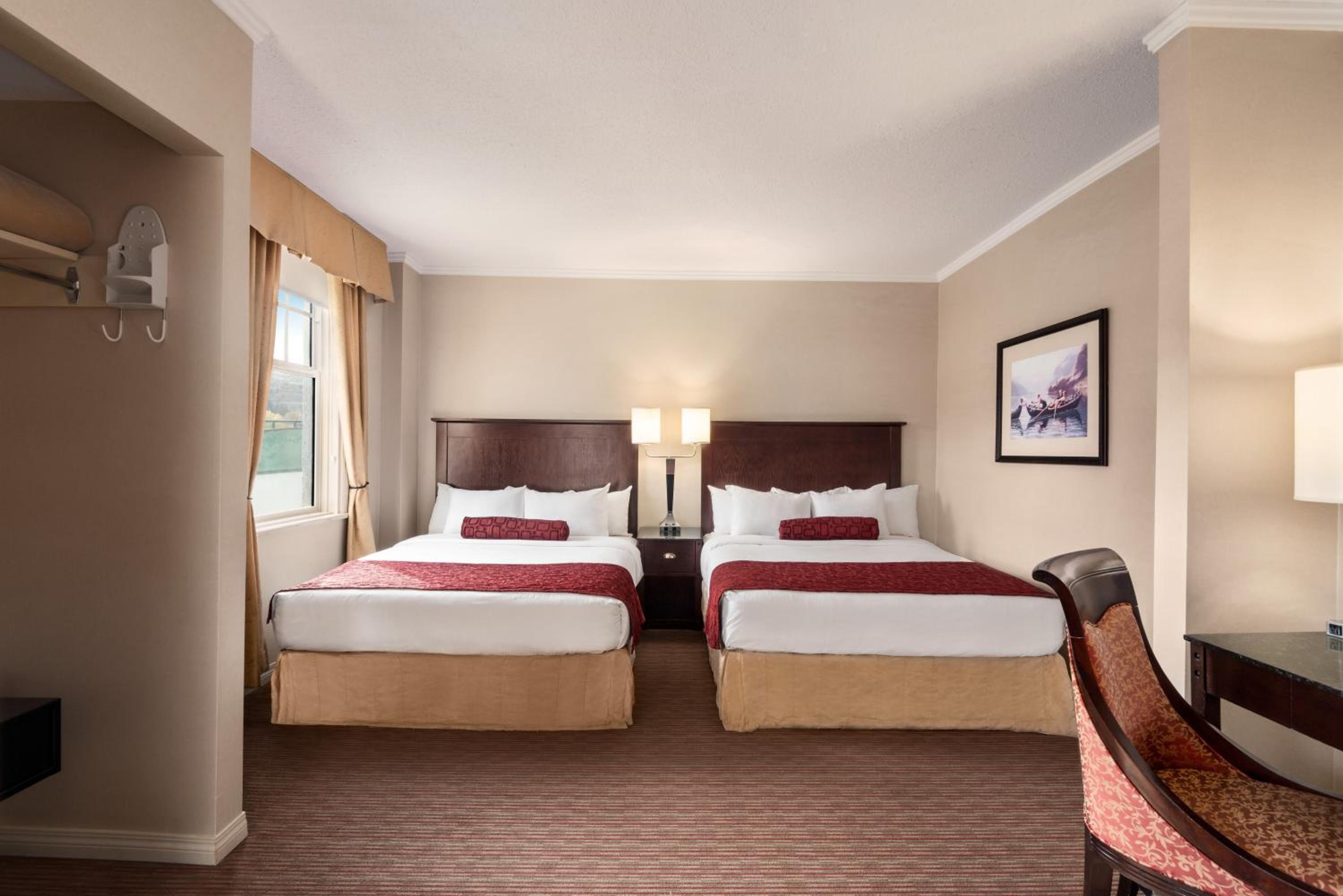 Queen Room with Two Queen Beds - Non-Smoking - Photo 1