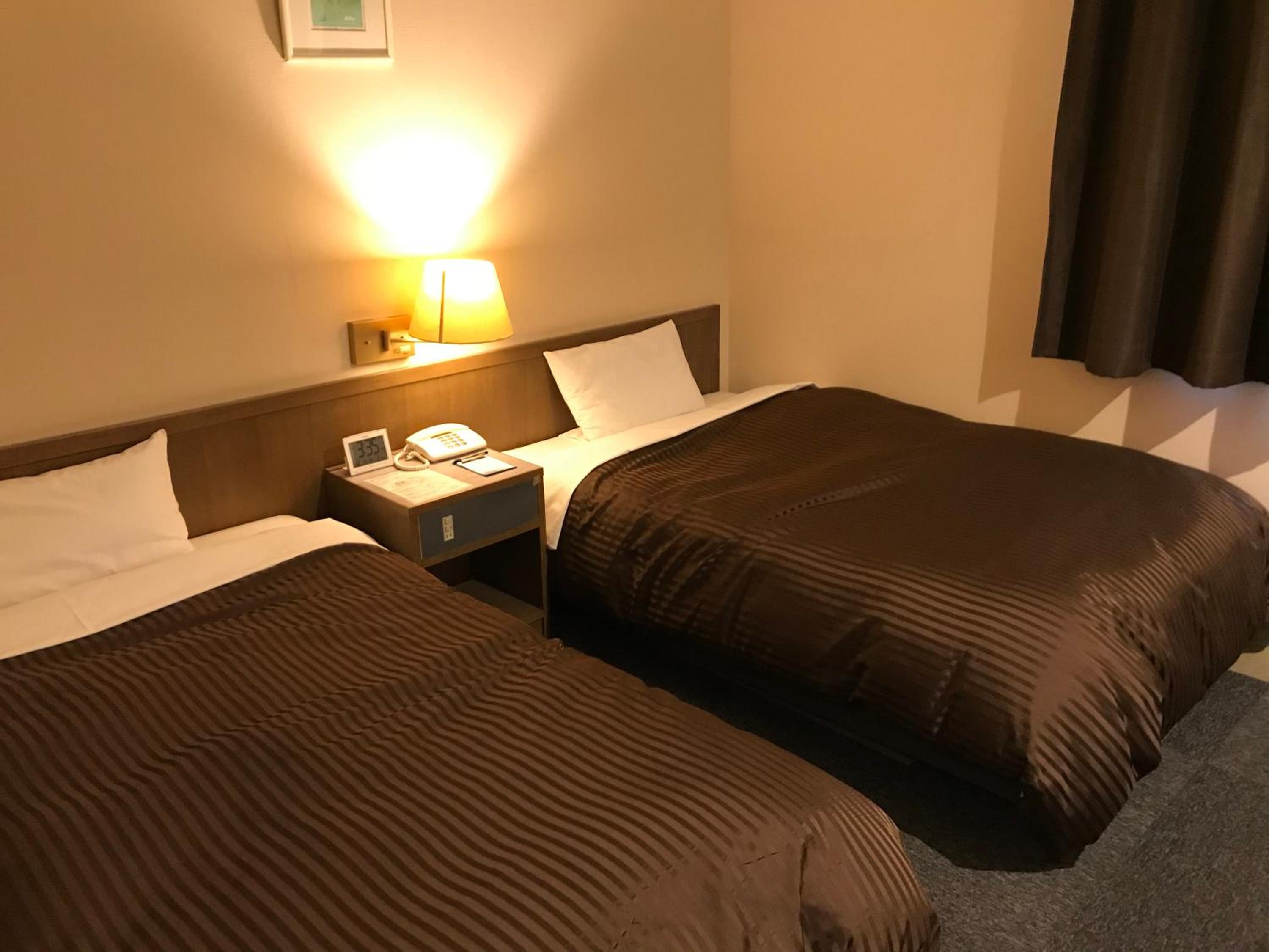 Triple Room with 1 Double Bed and 1 Small Double Bed - Smoking