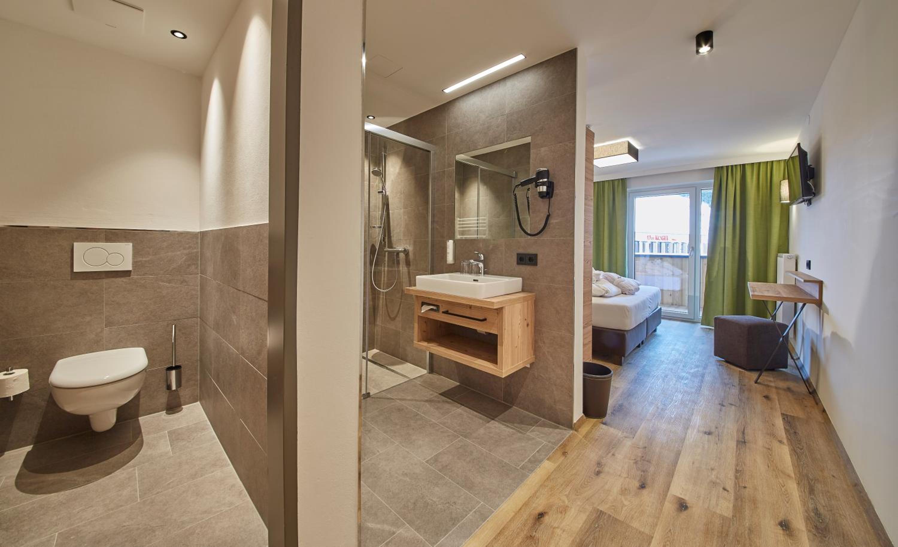 Deluxe Double Room with Balcony
