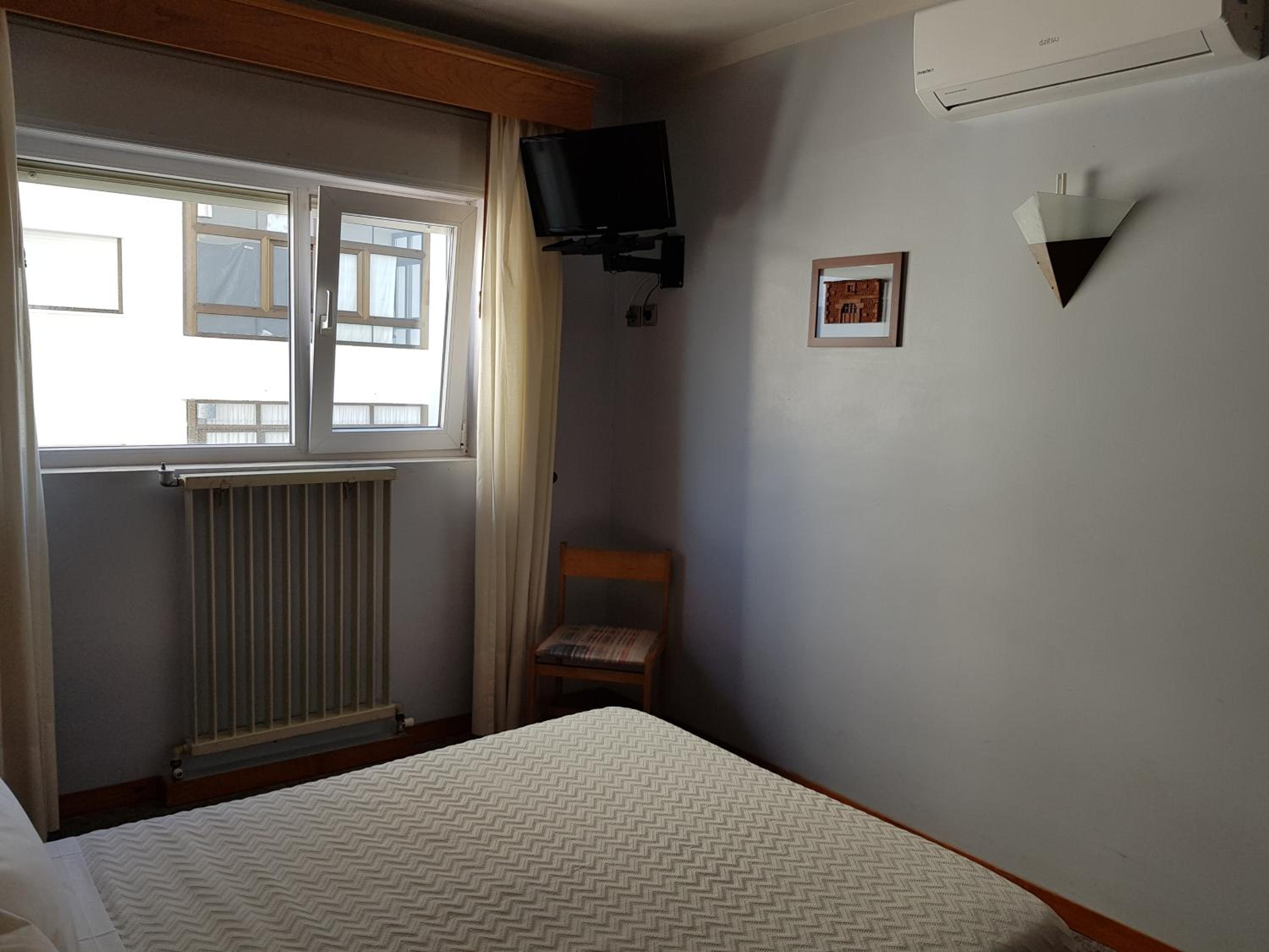 Double Room - Photo 7