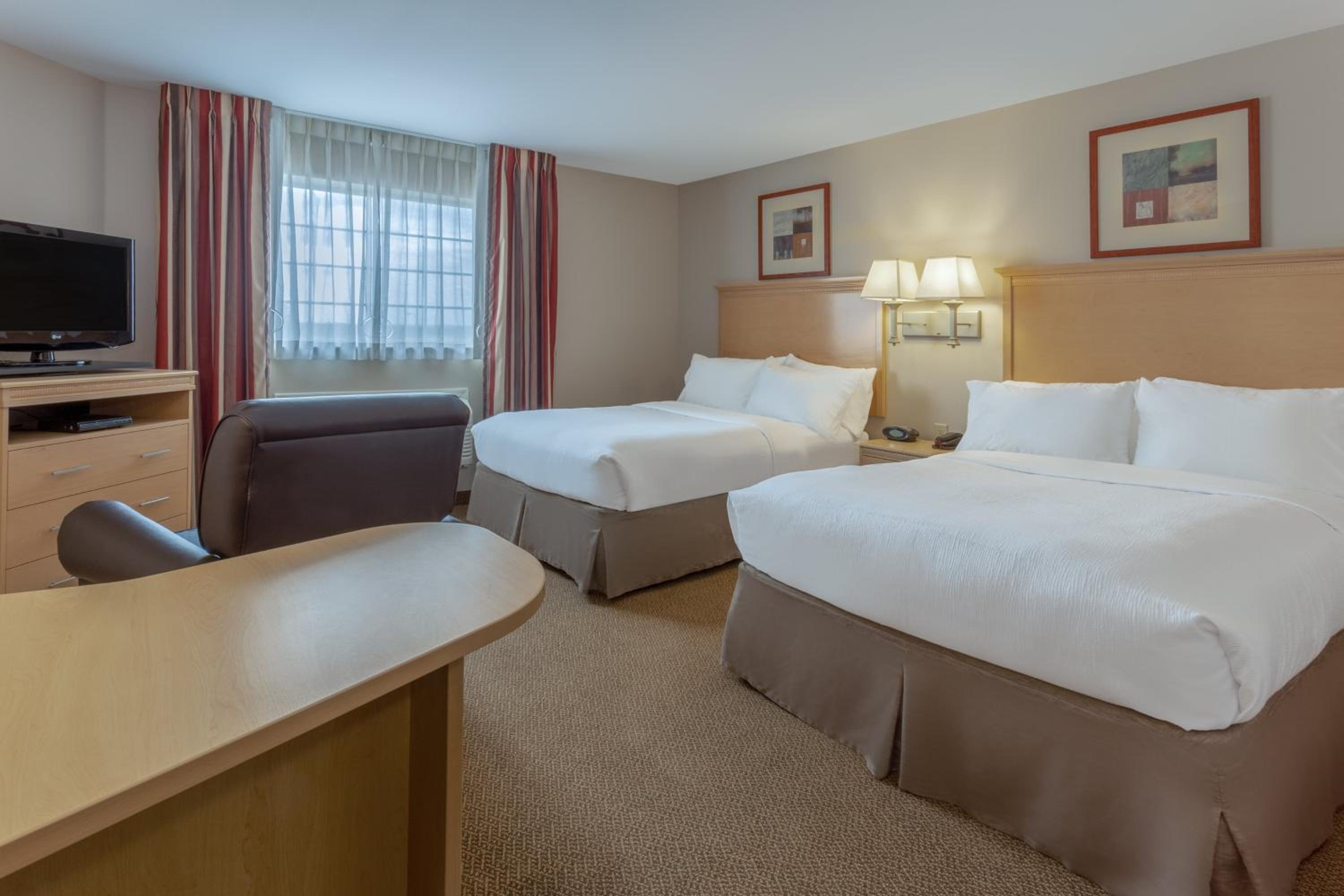 Suite with Two Double Beds - Hearing Accessible - Photo 1