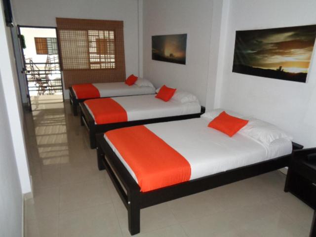 Standard Triple Room photo 2