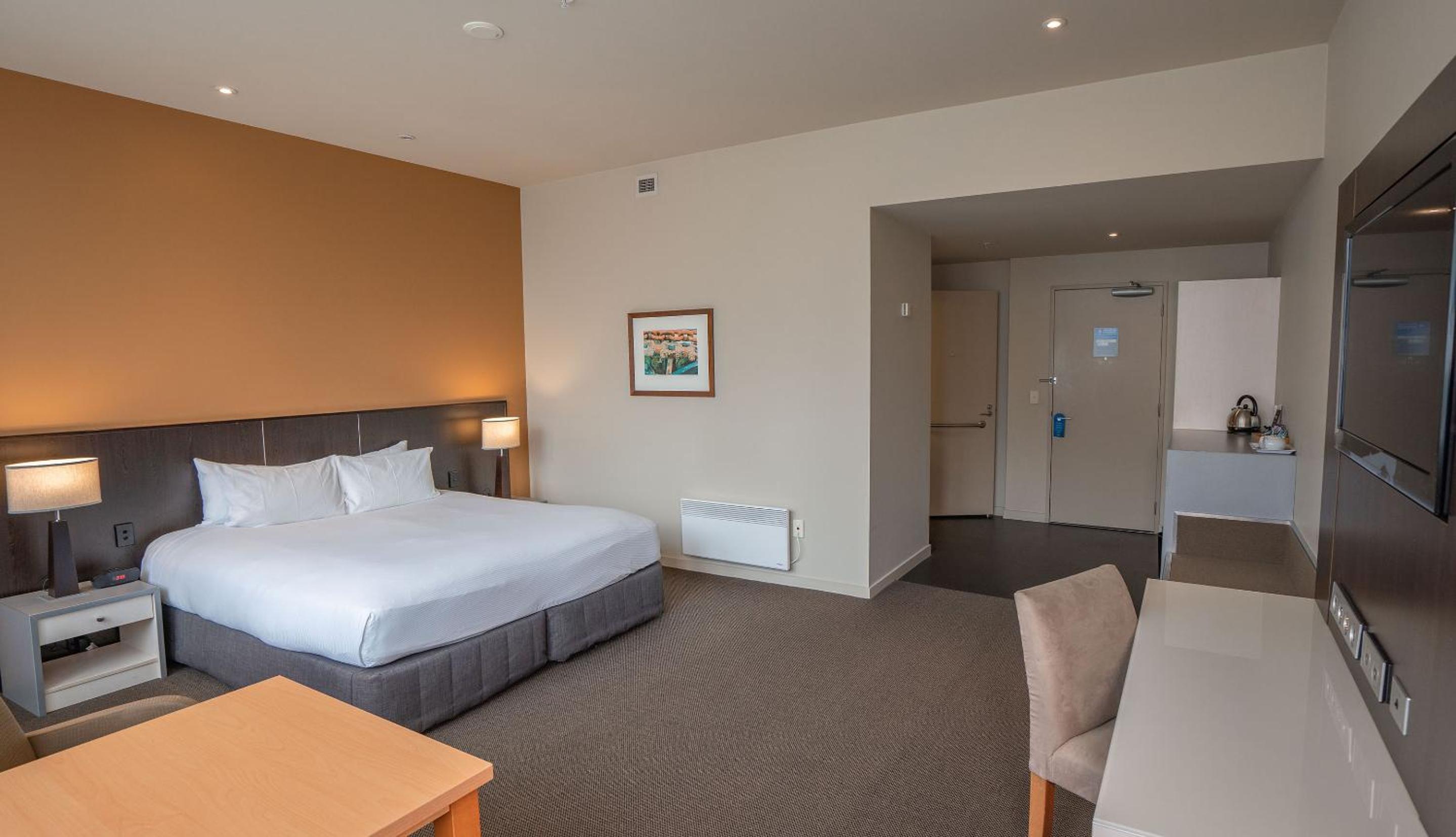 Superior King Room - Photo 2