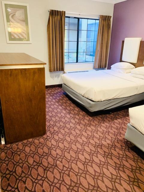 Two-Bedroom Suite