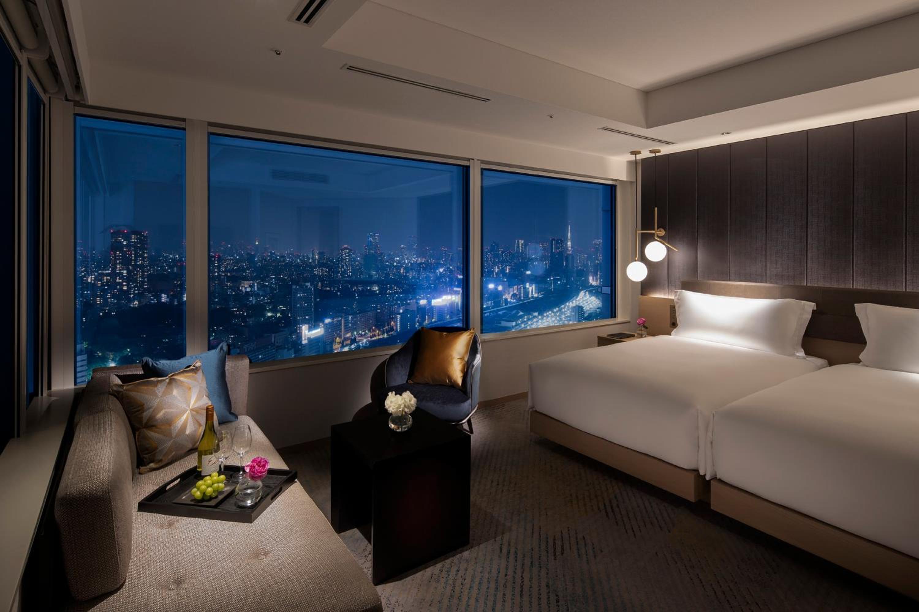 Premium Twin Room with Club Lounge Access - Photo 3