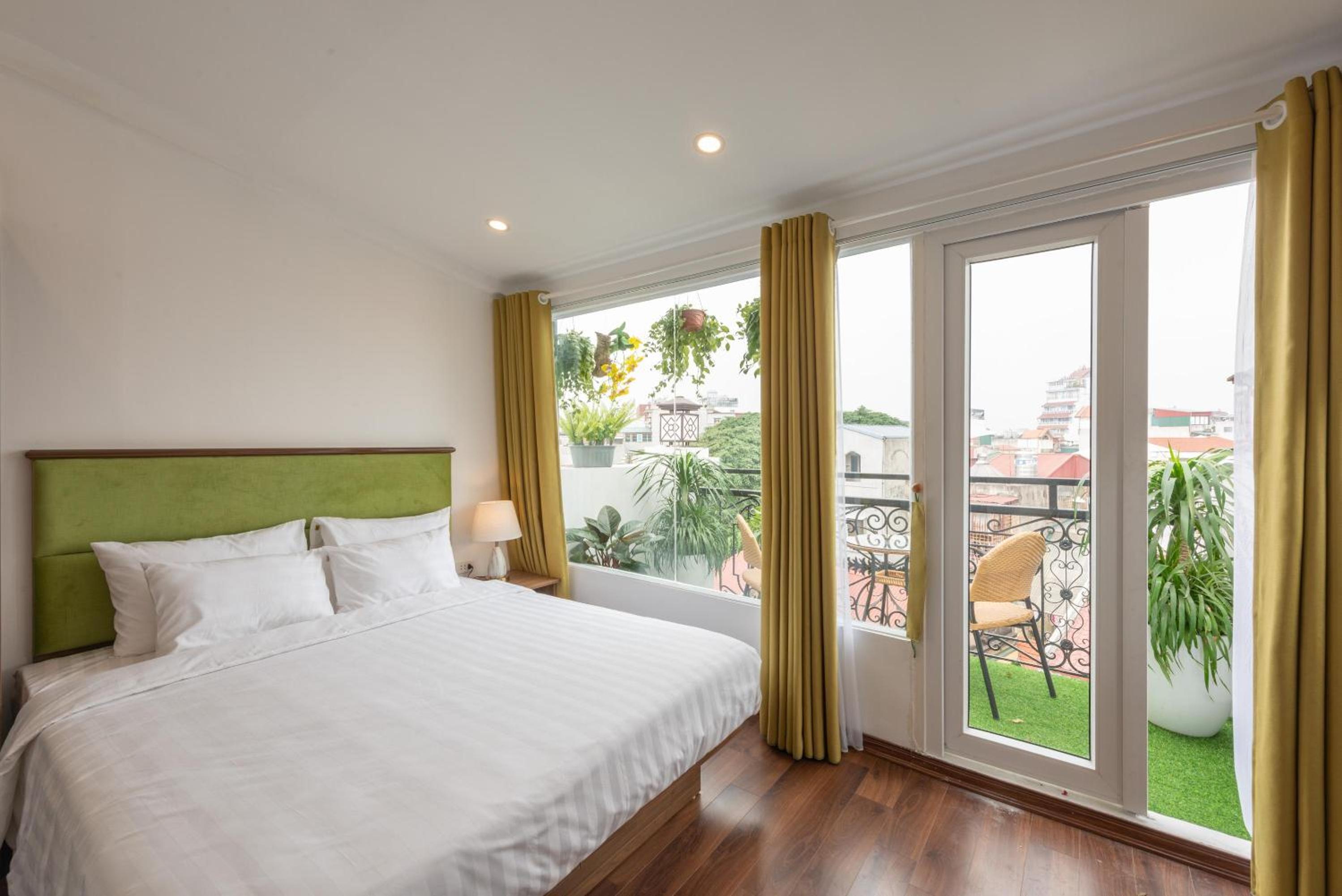 Suite with Balcony