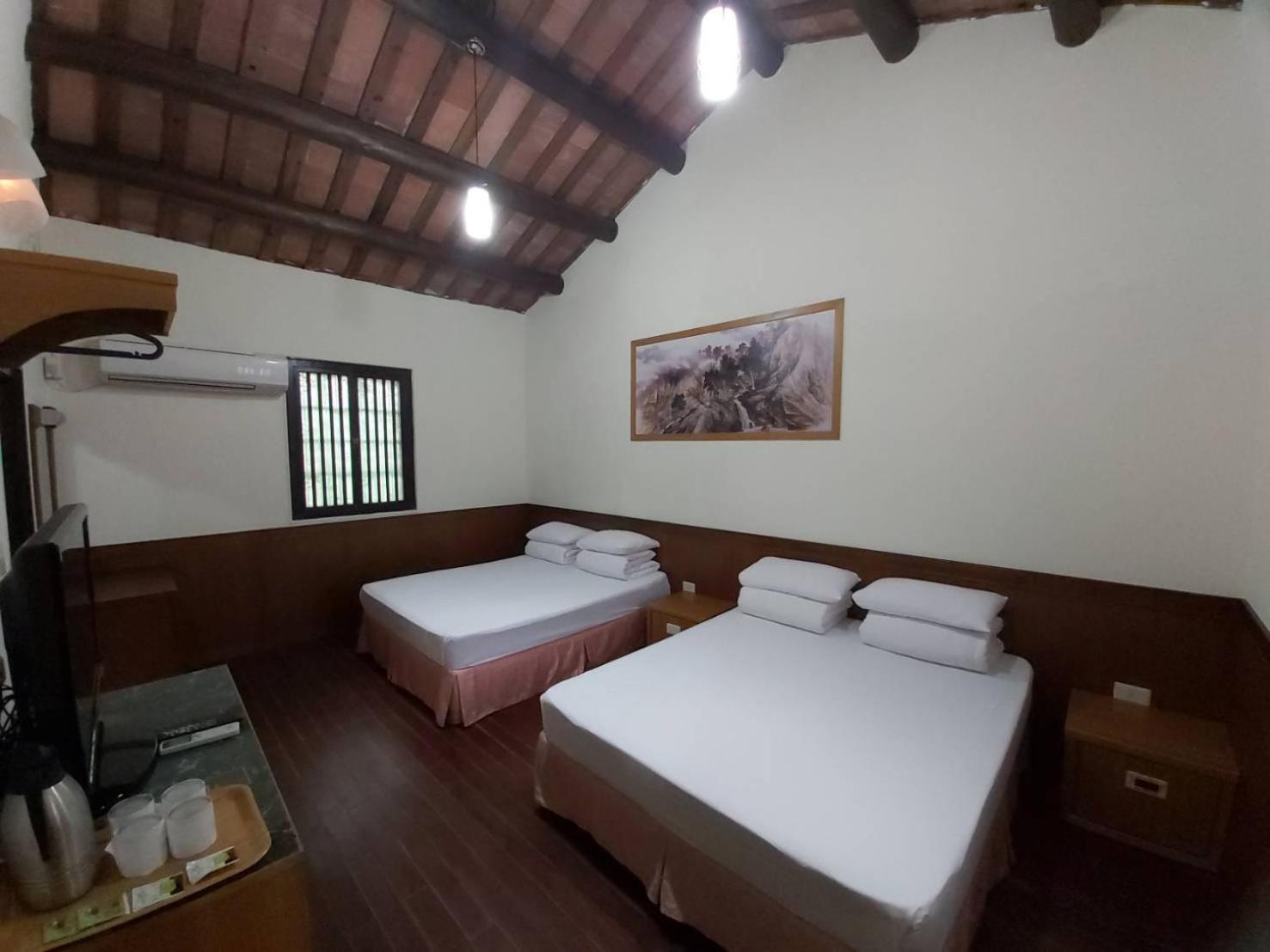 Standard Quadruple Room photo 3