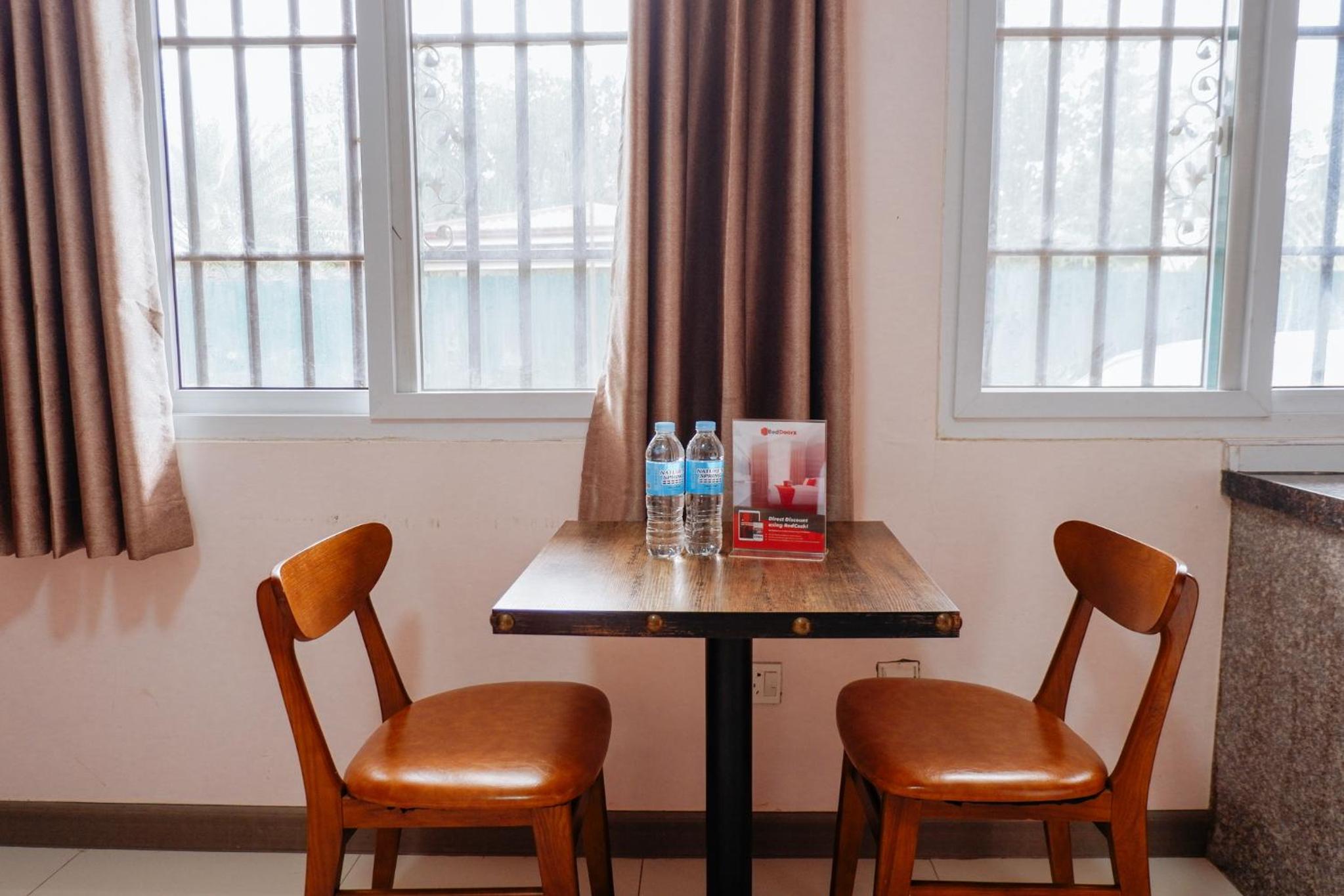 Double Room - Photo 6