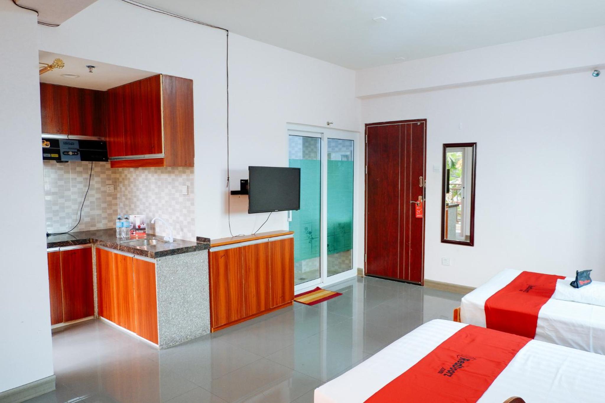 Deluxe Twin Room - Photo 14