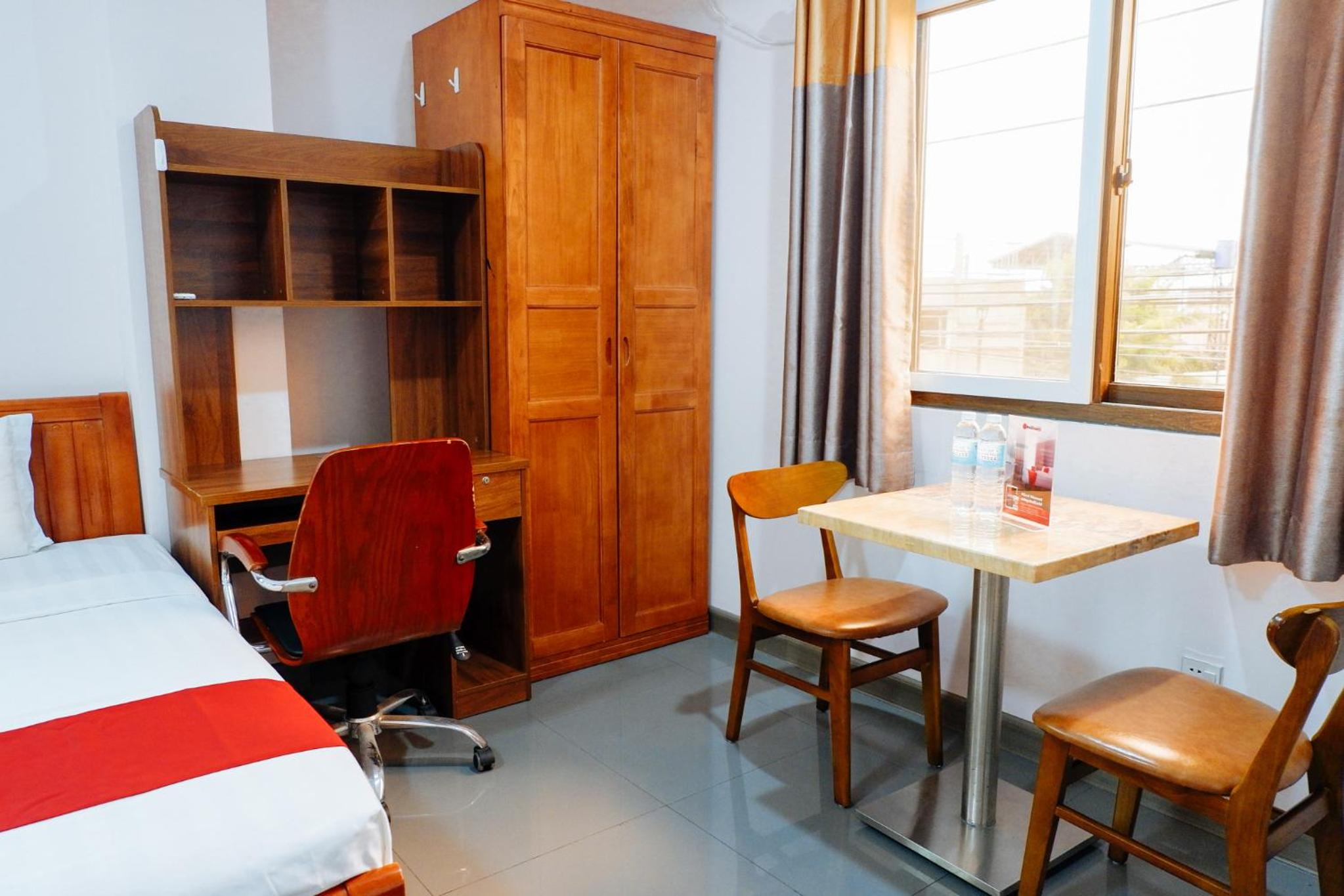 Deluxe Twin Room - Photo 18