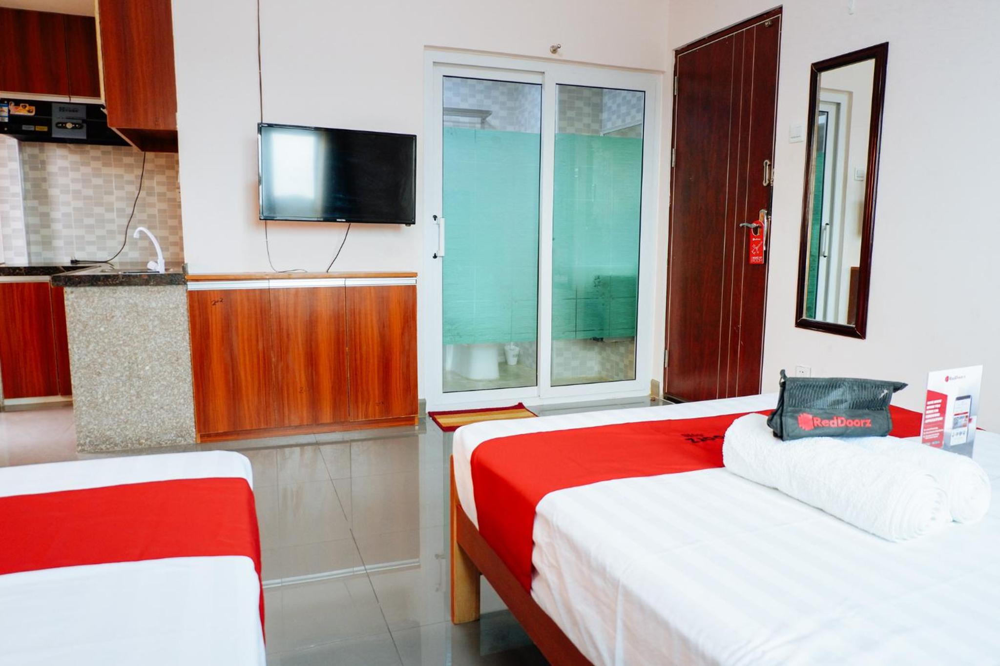 Deluxe Twin Room - Photo 8