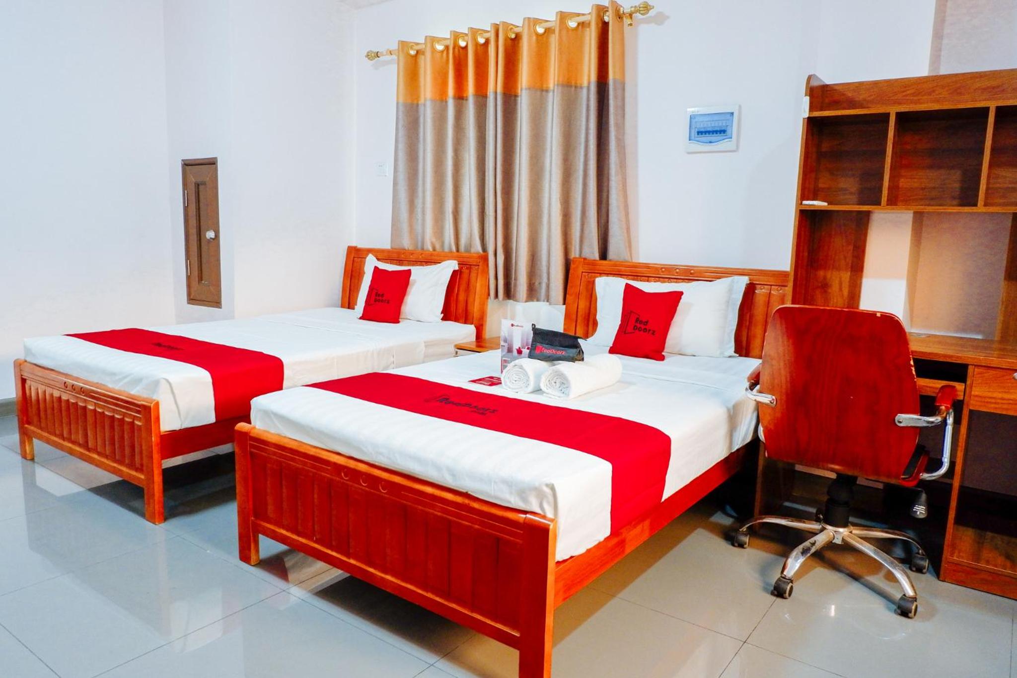 Deluxe Twin Room - Photo 15