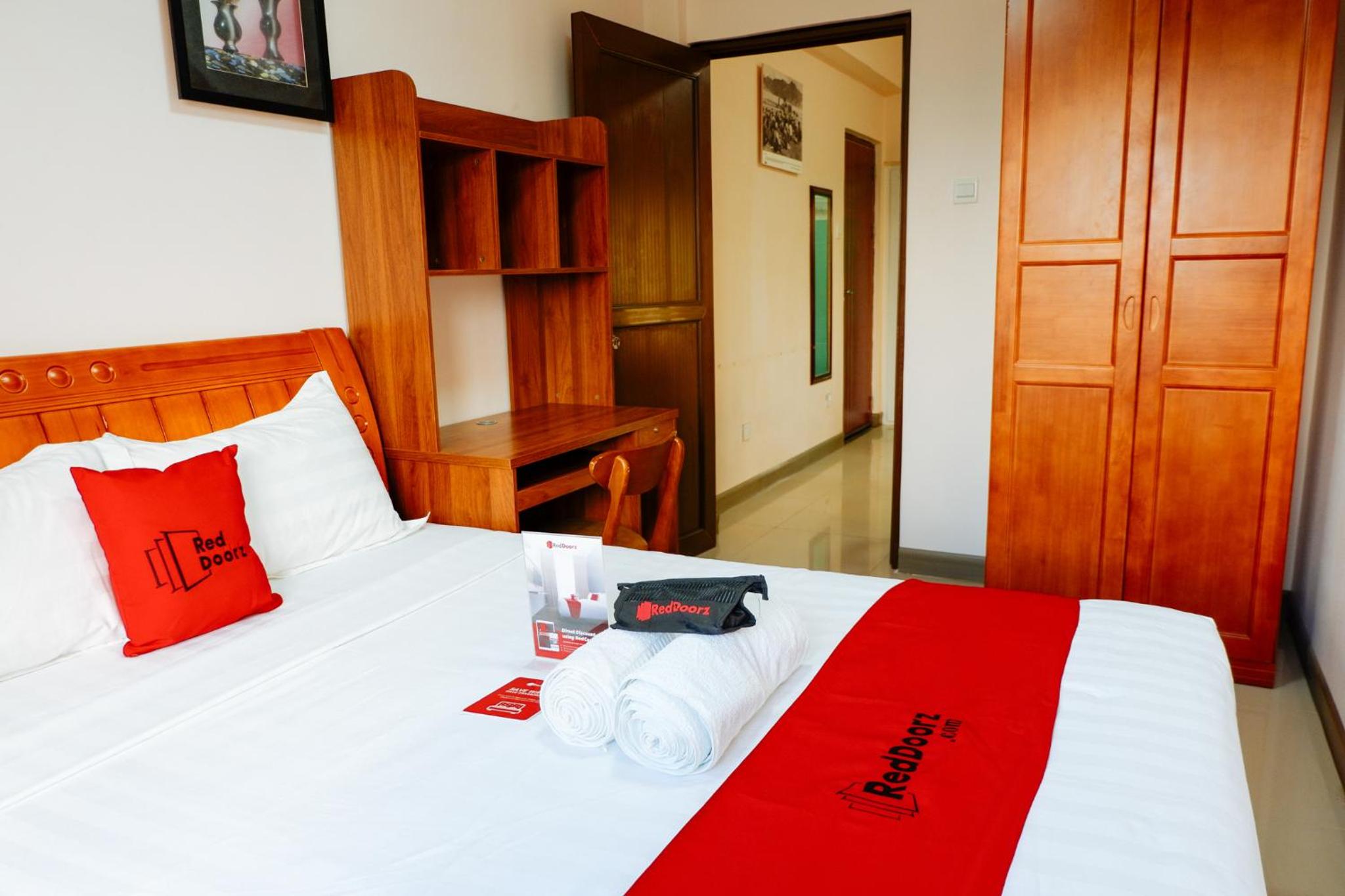 Two-Bedroom Suite - Photo 14