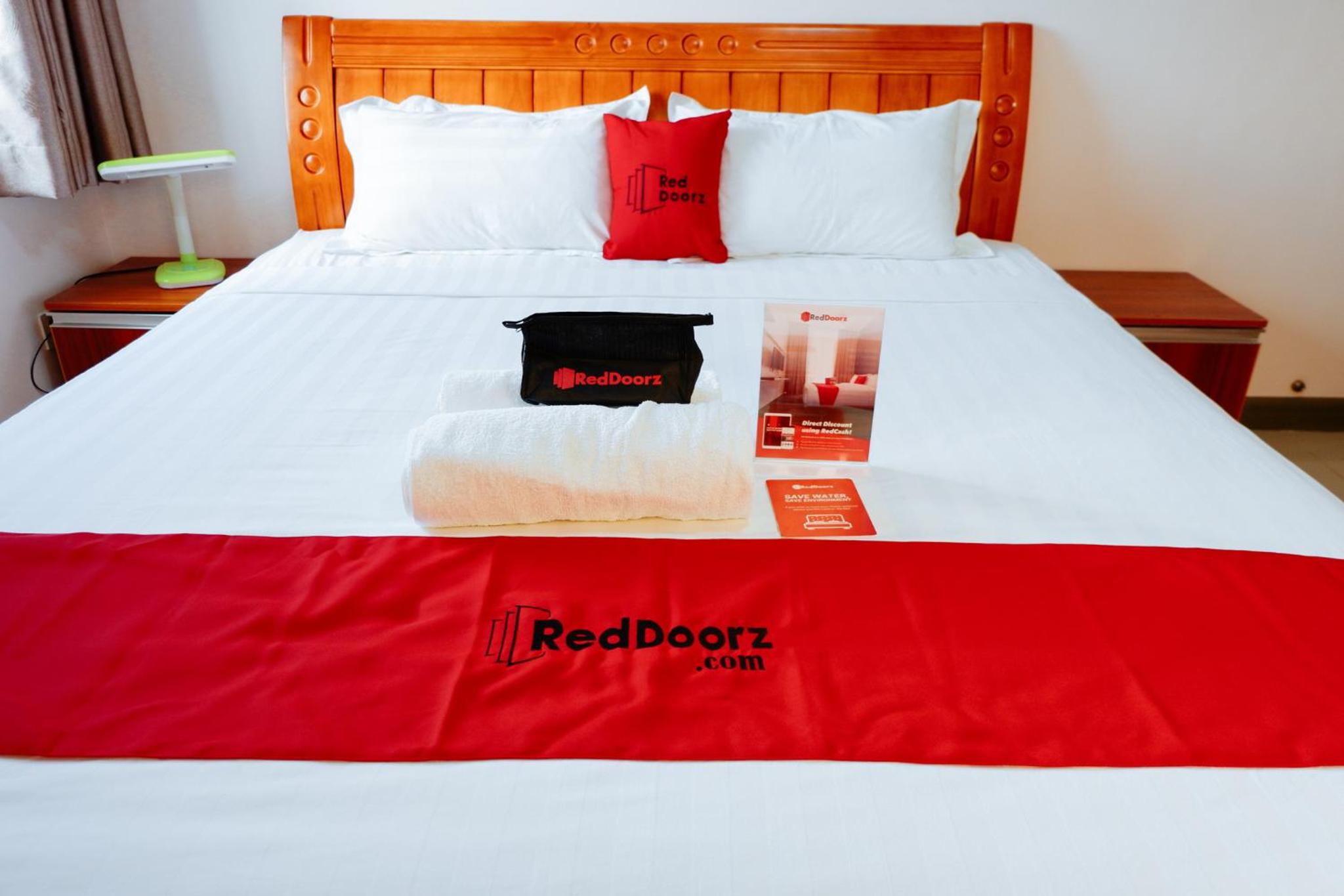 Two-Bedroom Suite - Photo 17