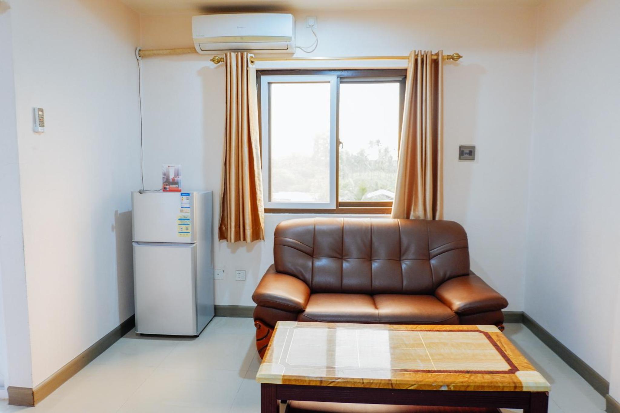 Two-Bedroom Suite - Photo 5