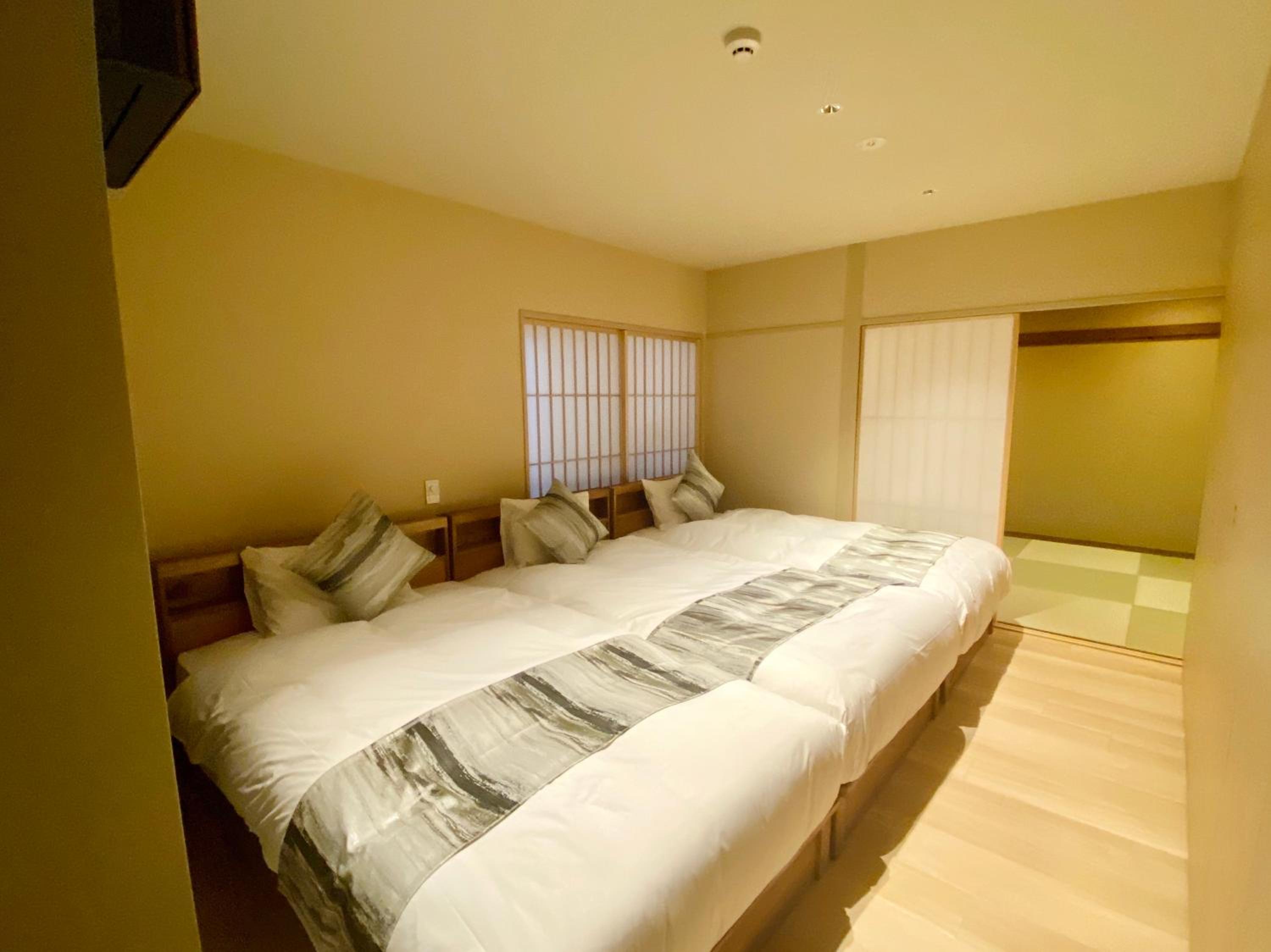 Two-Bedroom Suite photo 2