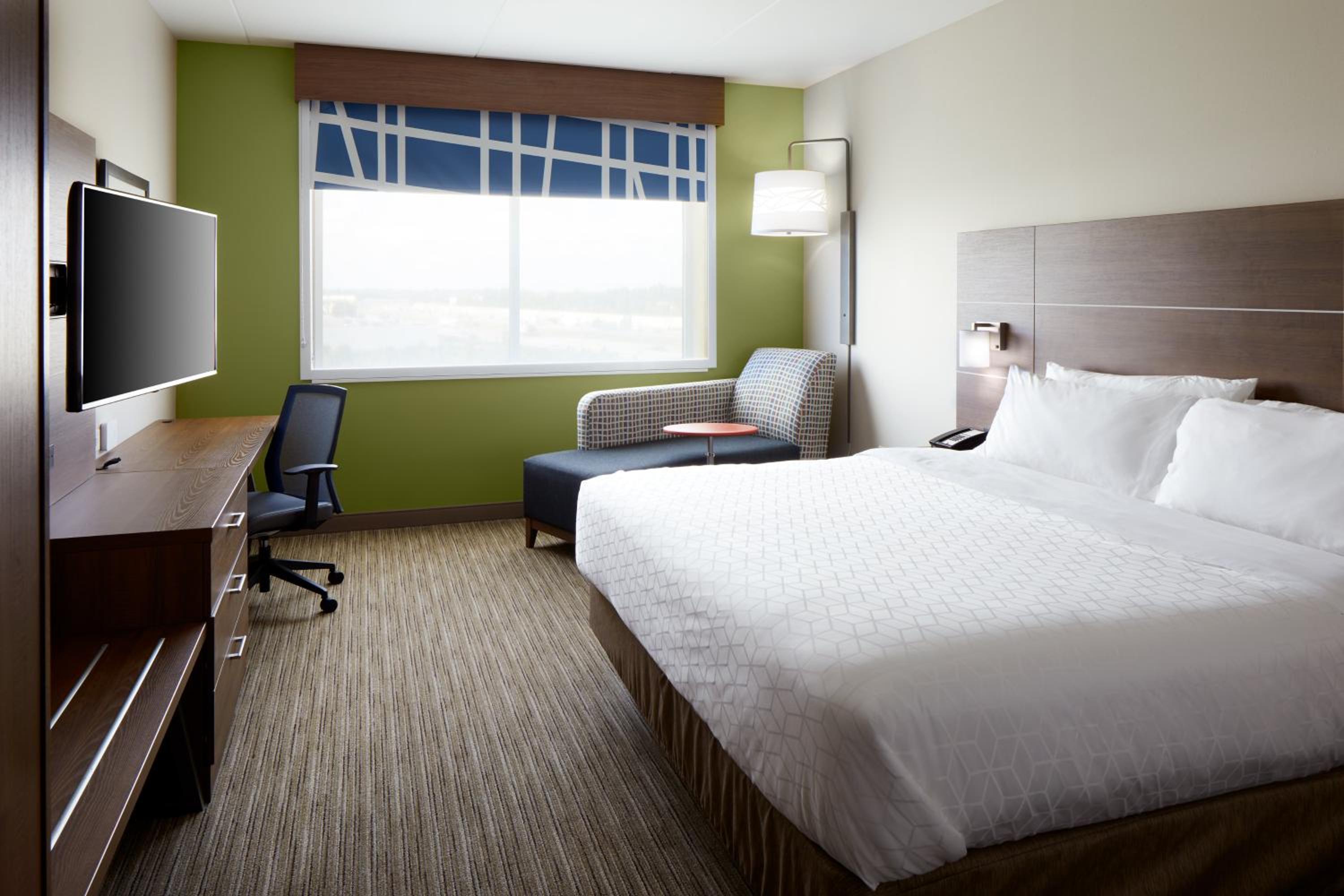 King Suite - Hearing Accessible/Non-Smoking photo 1