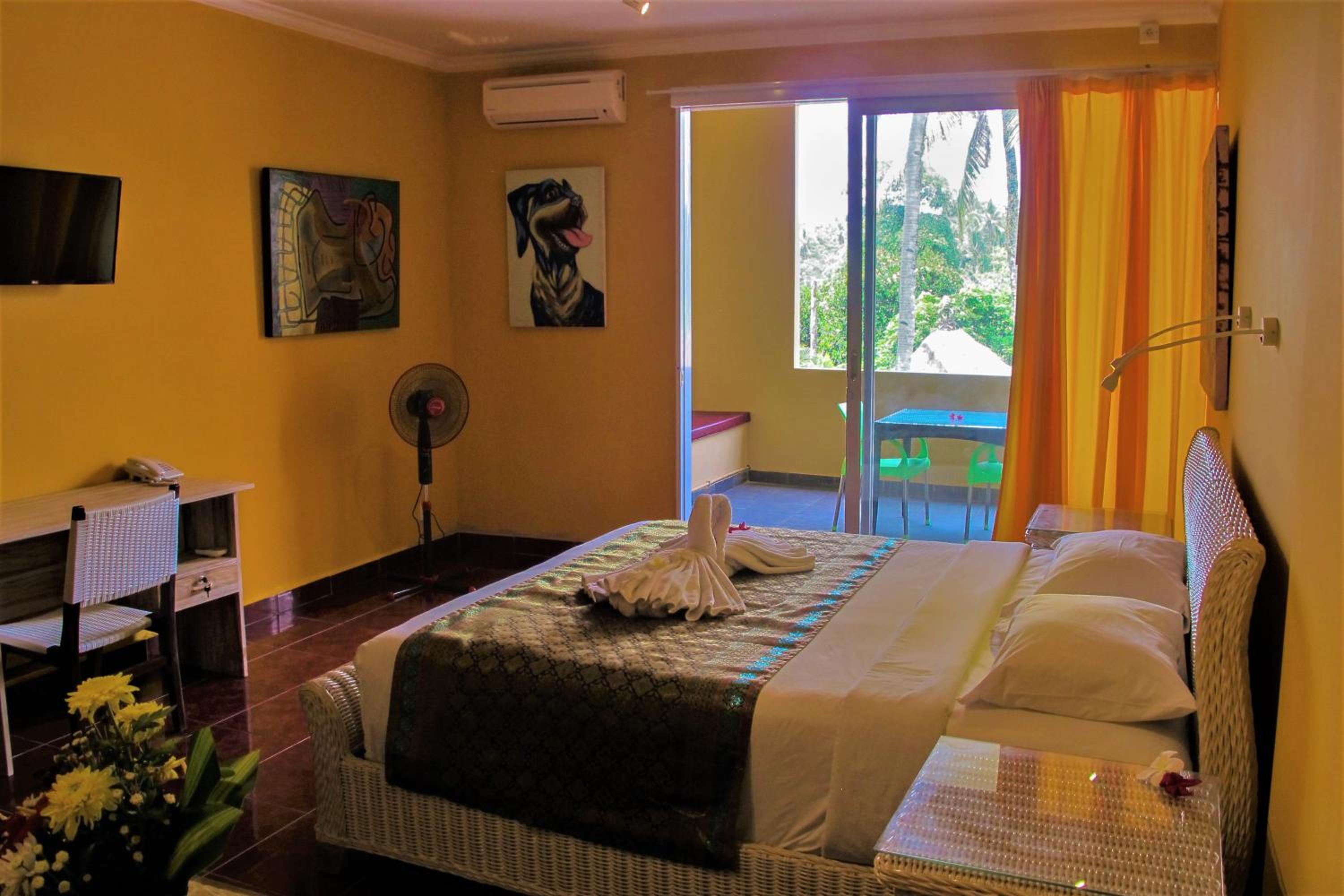 Deluxe Studio with Balcony - Photo 1