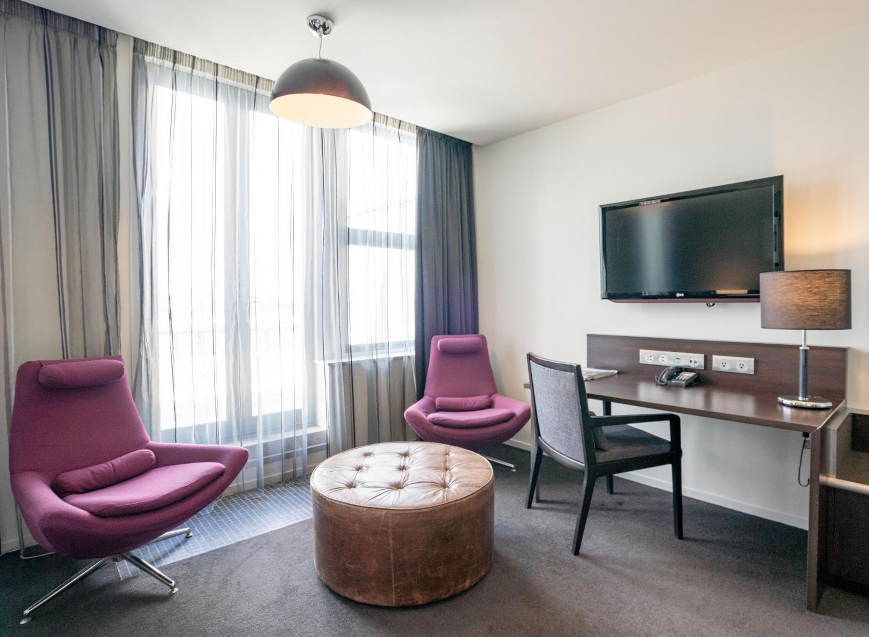 Executive King Room - Photo 3
