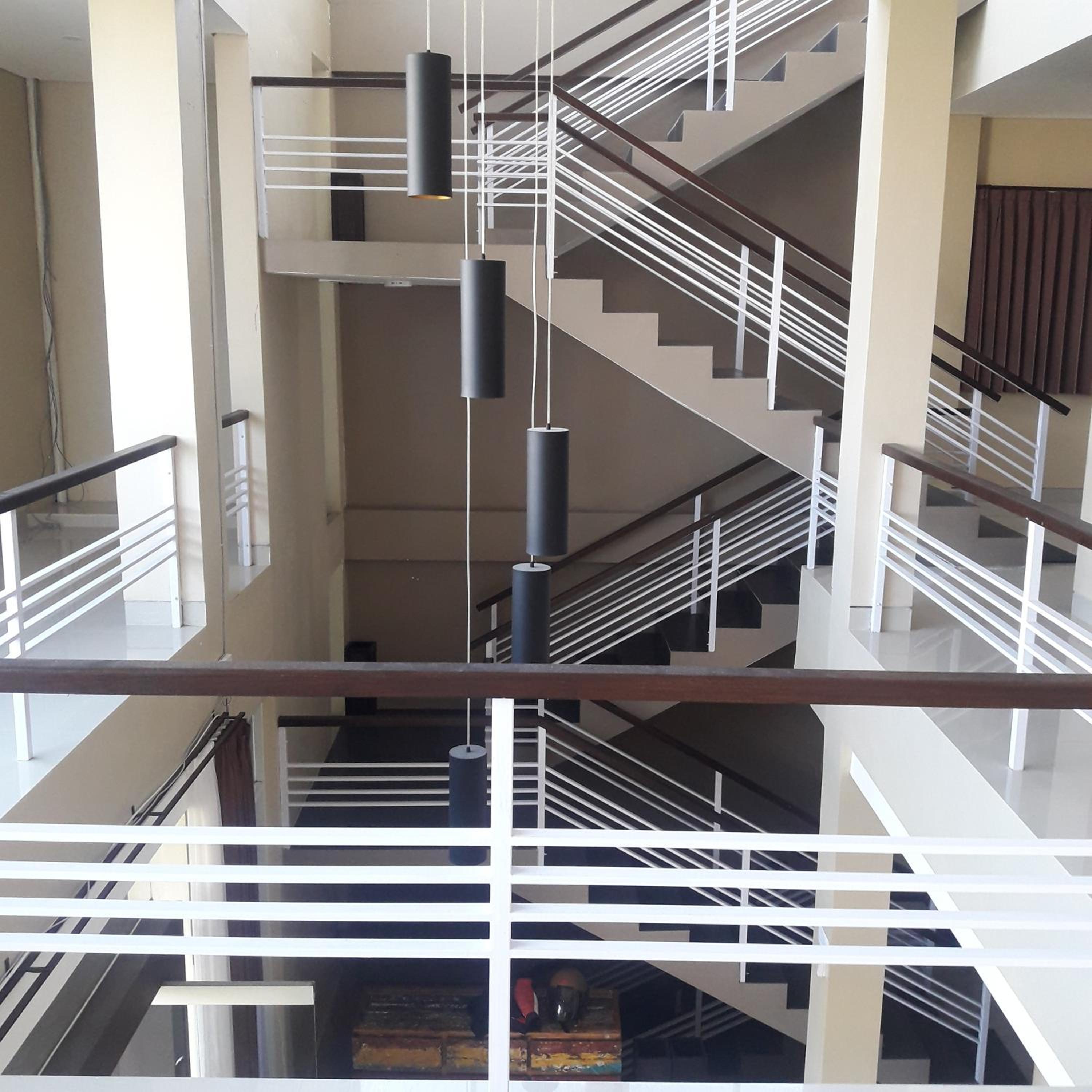 Double Room with Balcony - Photo 11