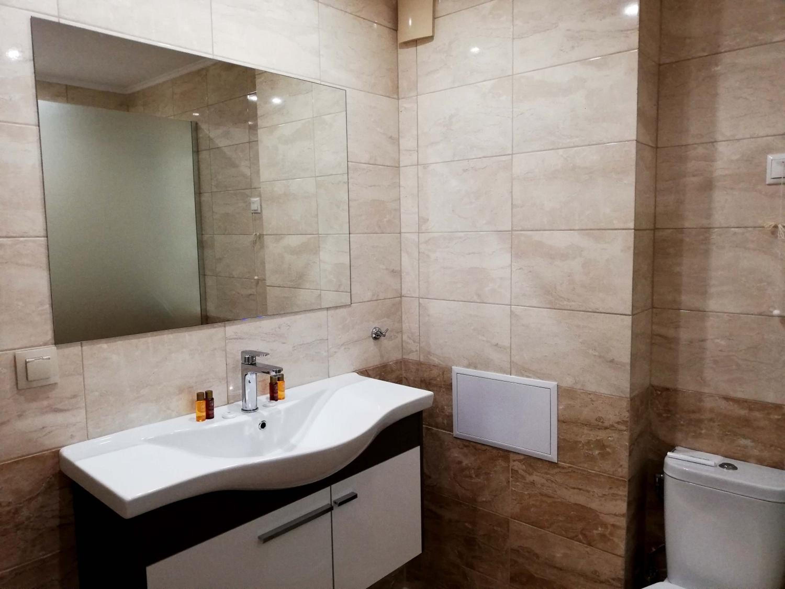 Double or Twin Room - Photo 3