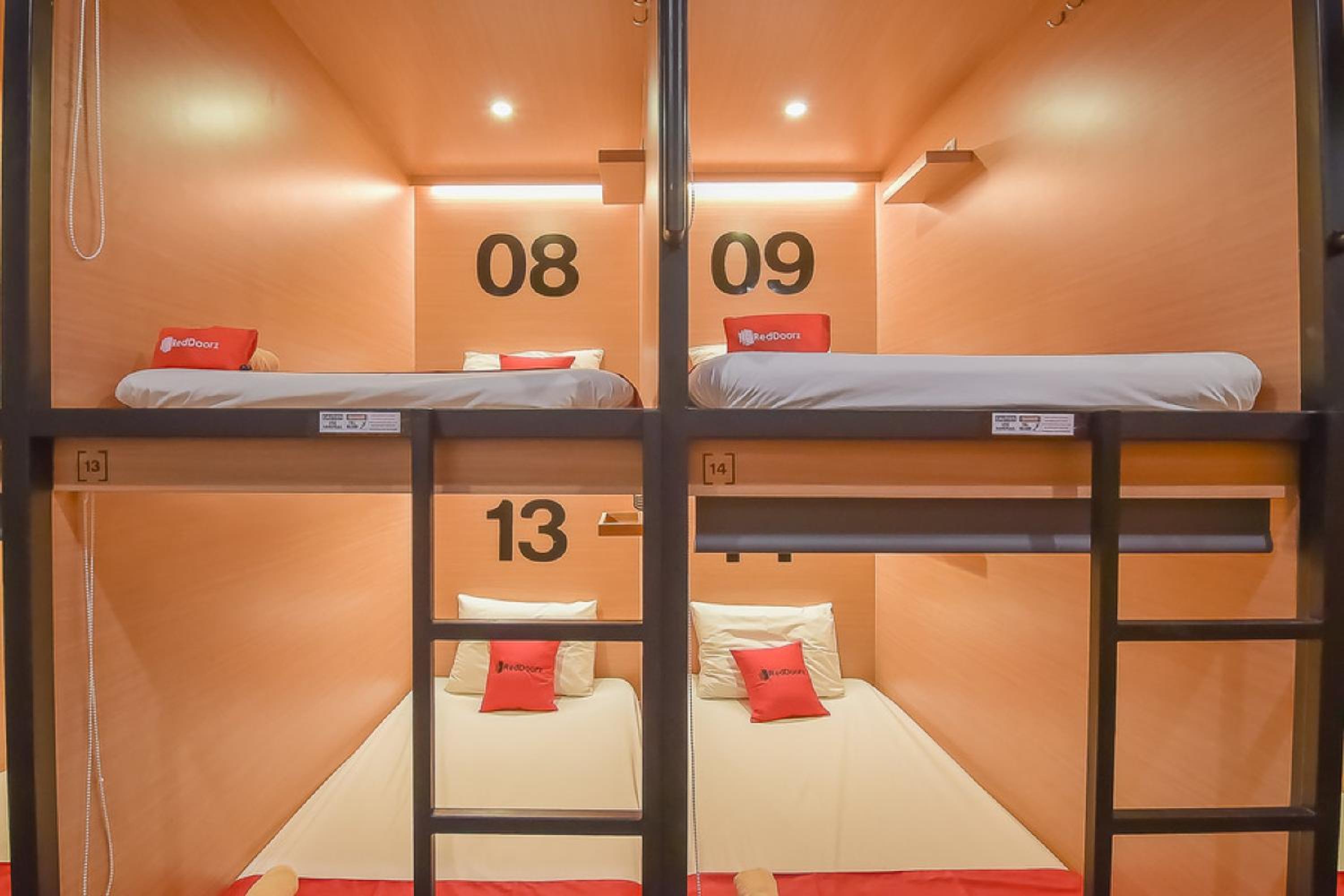 Mixed Dormitory Room