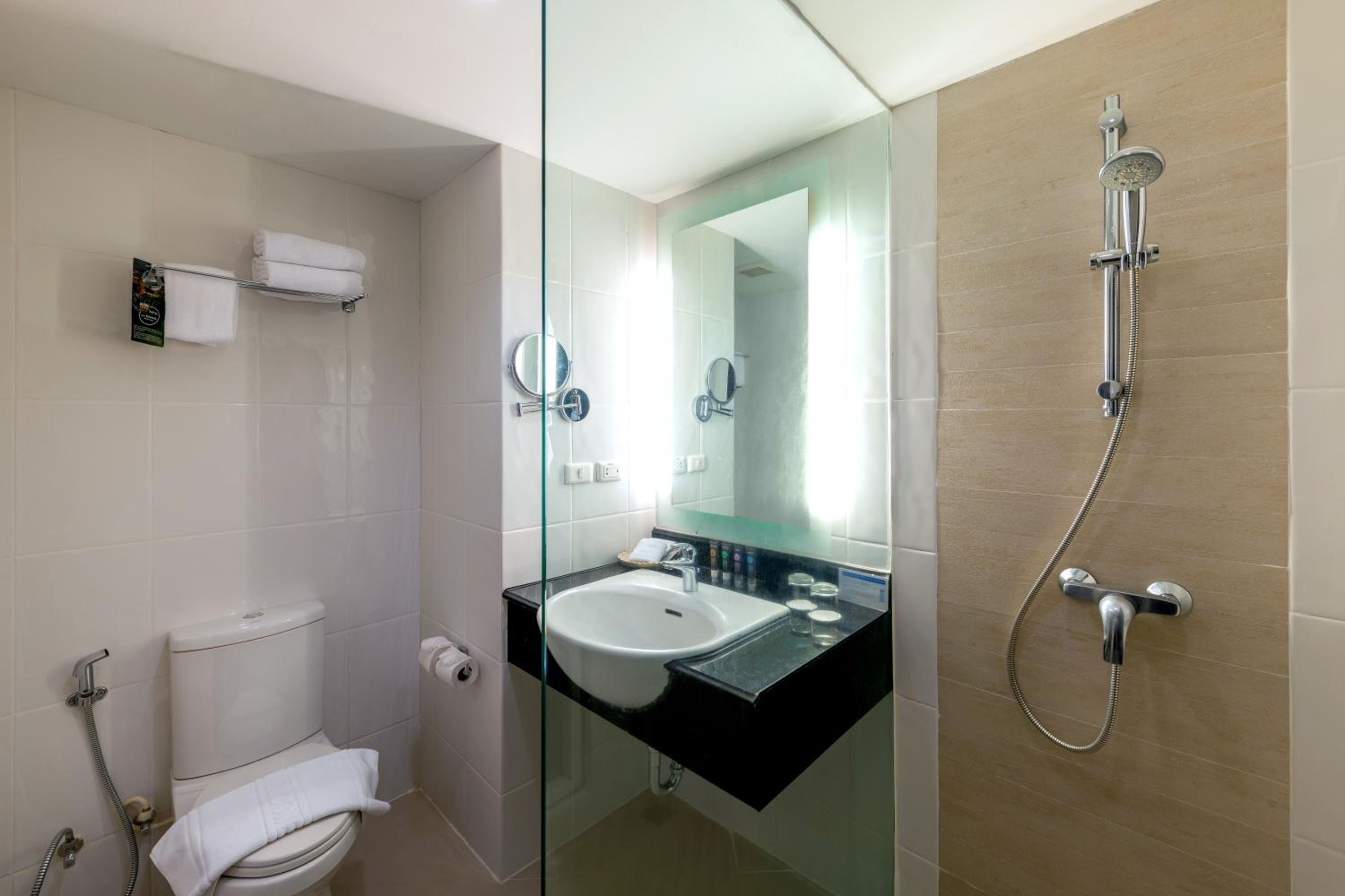 Deluxe Sea View Room, 2 Single Beds - Photo 11