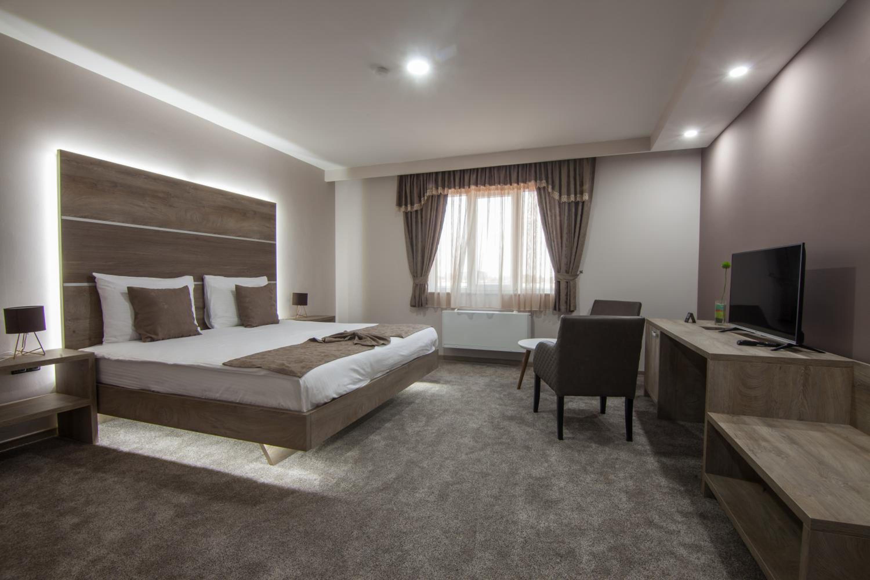 Deluxe Double Room photo 2